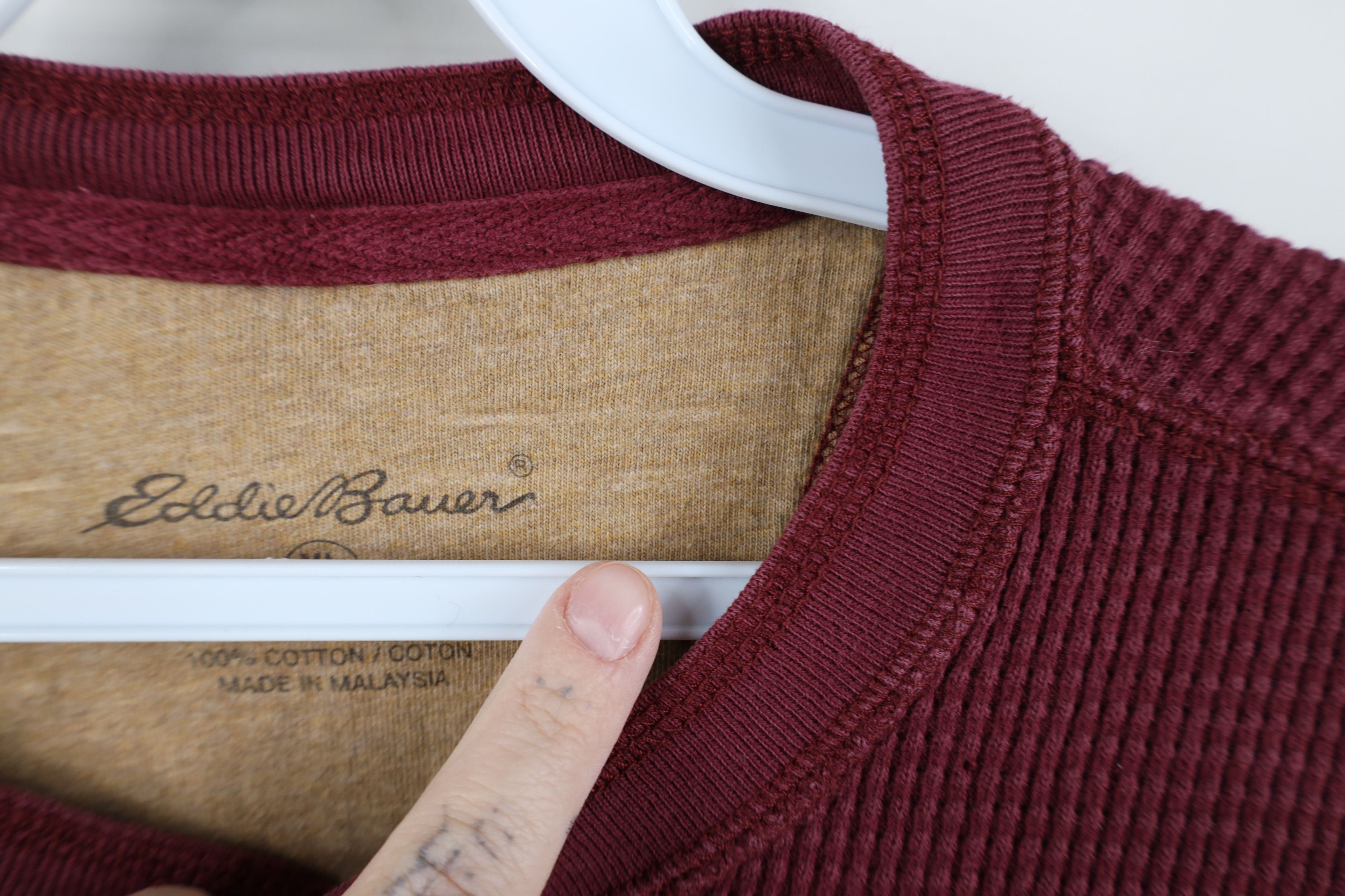 Eddie Bauer Vintage Eddie Bauer Thermal Waffle Knit Henley T-Shirt Red Size US XL / EU 56 / 4 - 11 Thumbnail