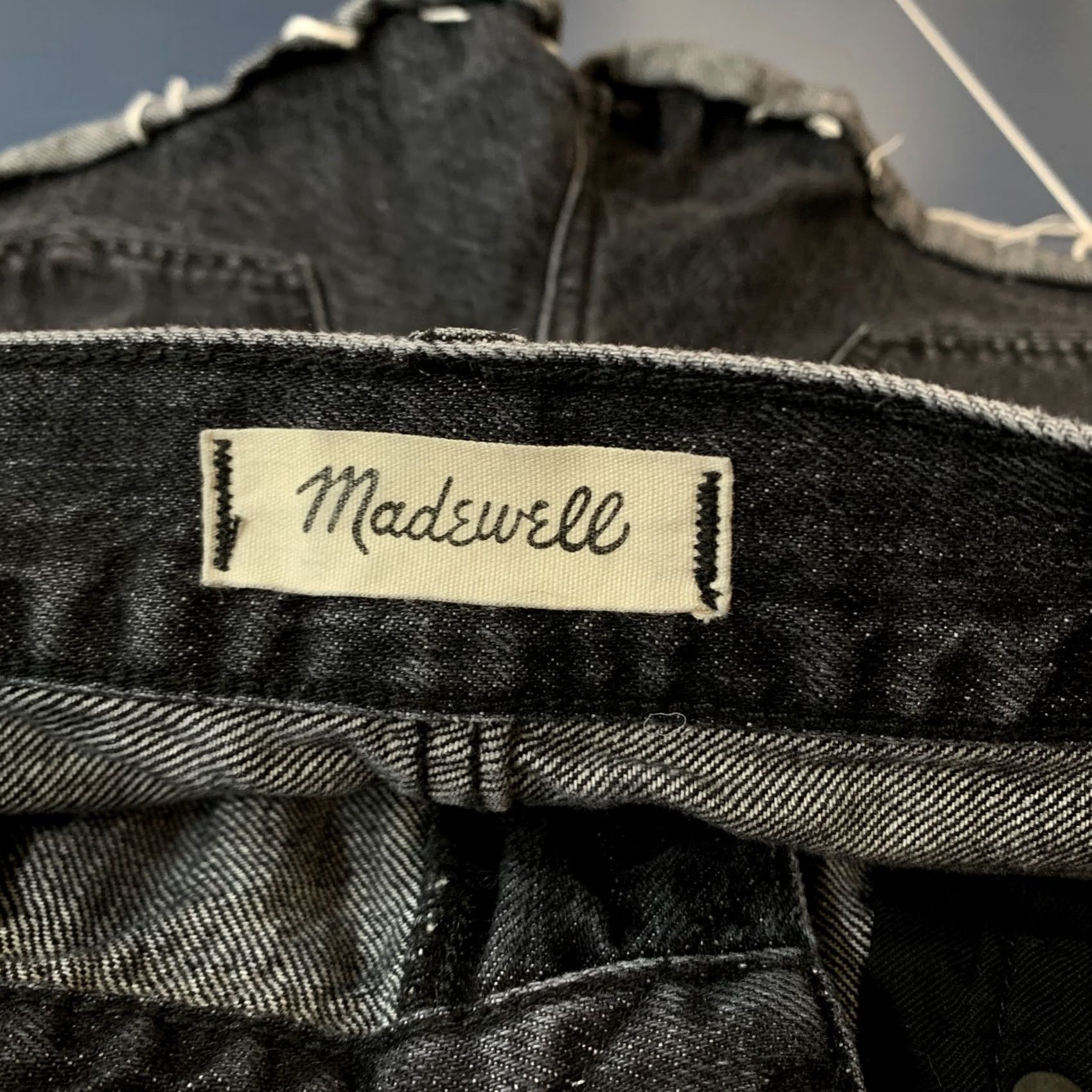 Madewell Madewell Black Denim Cut Off Perfect Jeans Shorts WOmens Size 23 Fits 24x3 Size 40" / US 18 - 7 Thumbnail
