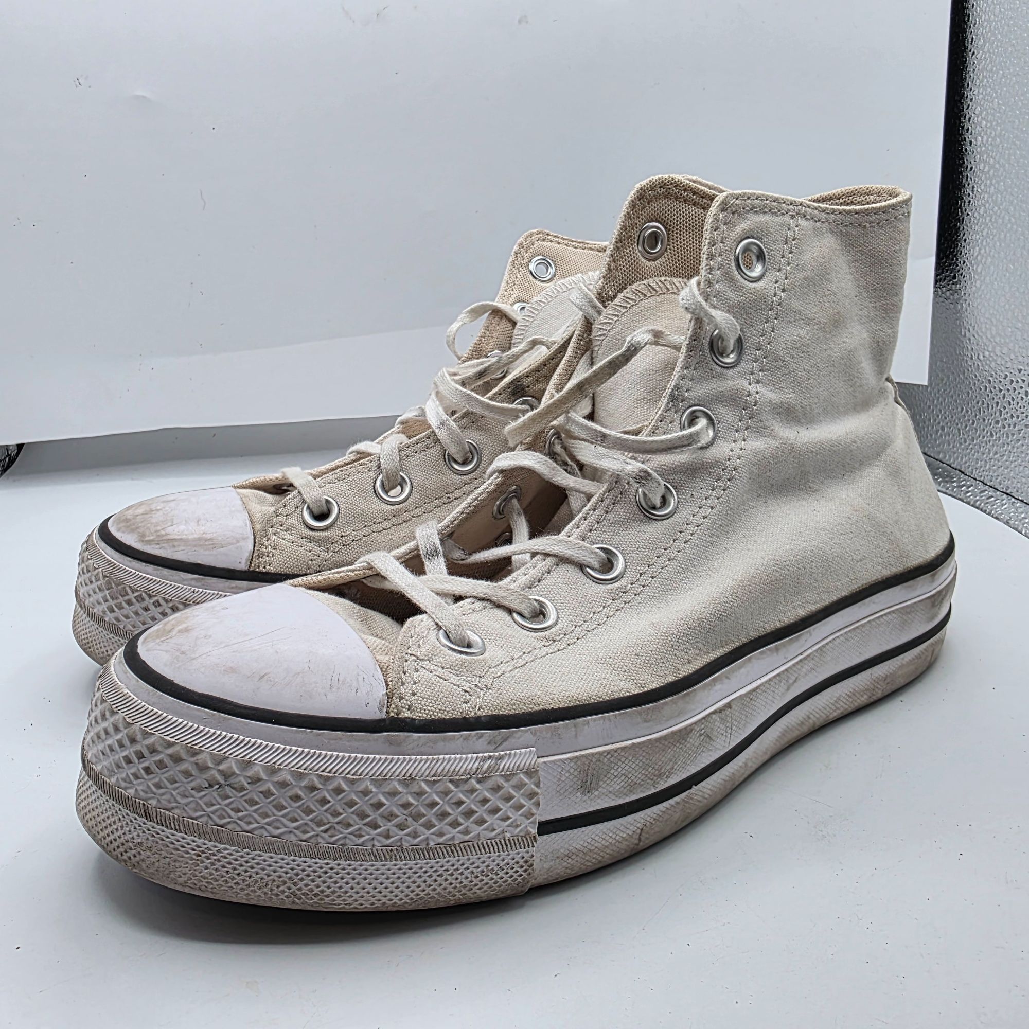 Converse Converse Chuck Taylor All Star Lift Womens Size 9 White Canv Size US 9 / IT 39 - 3 Thumbnail