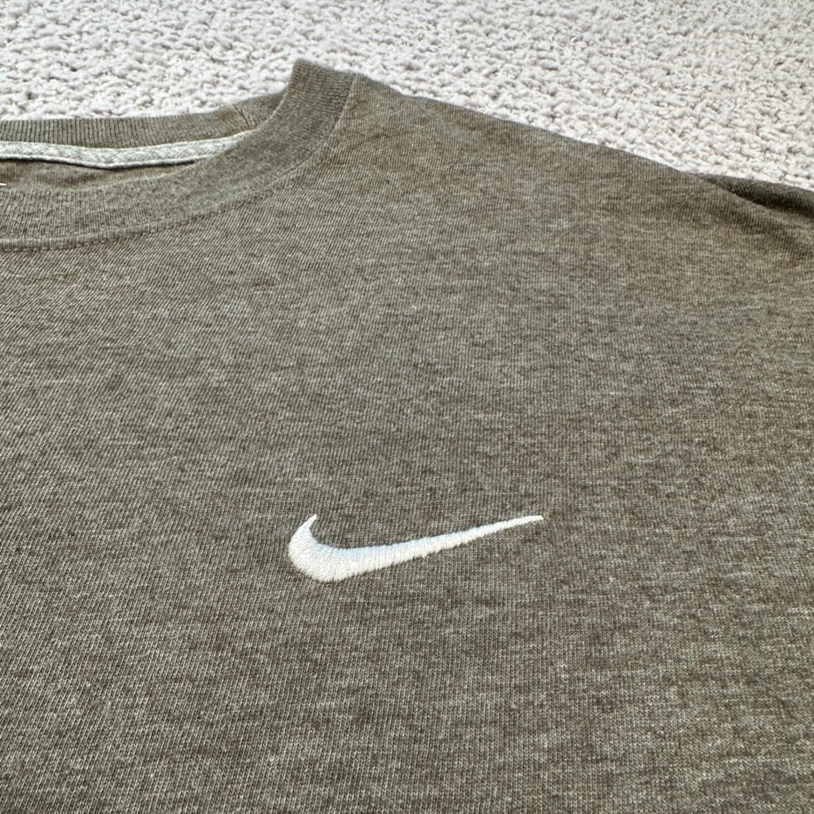 Nike Nike Swoosh T Shirt Men's XXL Olive Green Regular Fit Logo Size US XXL / EU 58 / 5 - 4 Thumbnail