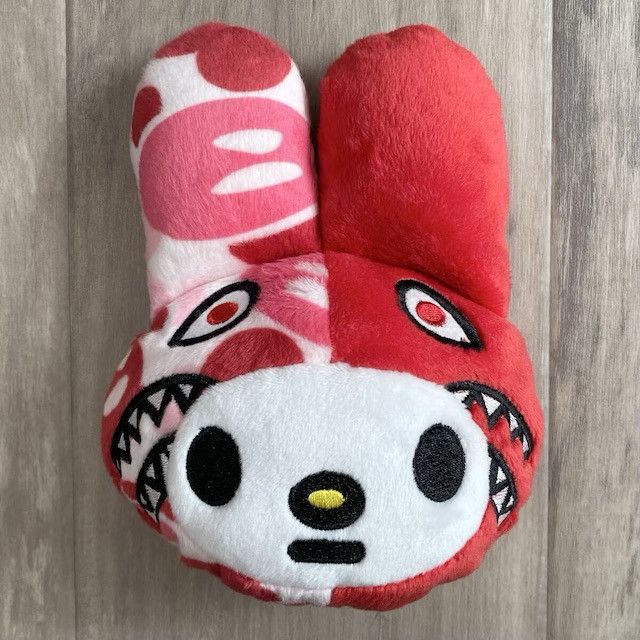 Bape BAPE × Sanrio My Melody Shark Plush Doll Pouch a bathing ape Size ONE SIZE - 1 Thumbnail