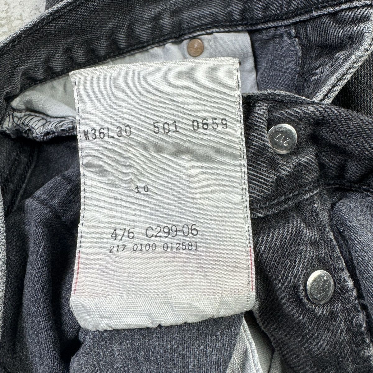 Levi's × Vintage Levis 501 Faded Black Vintage Y2K Short Size US 34 / EU 50 - 8 Thumbnail