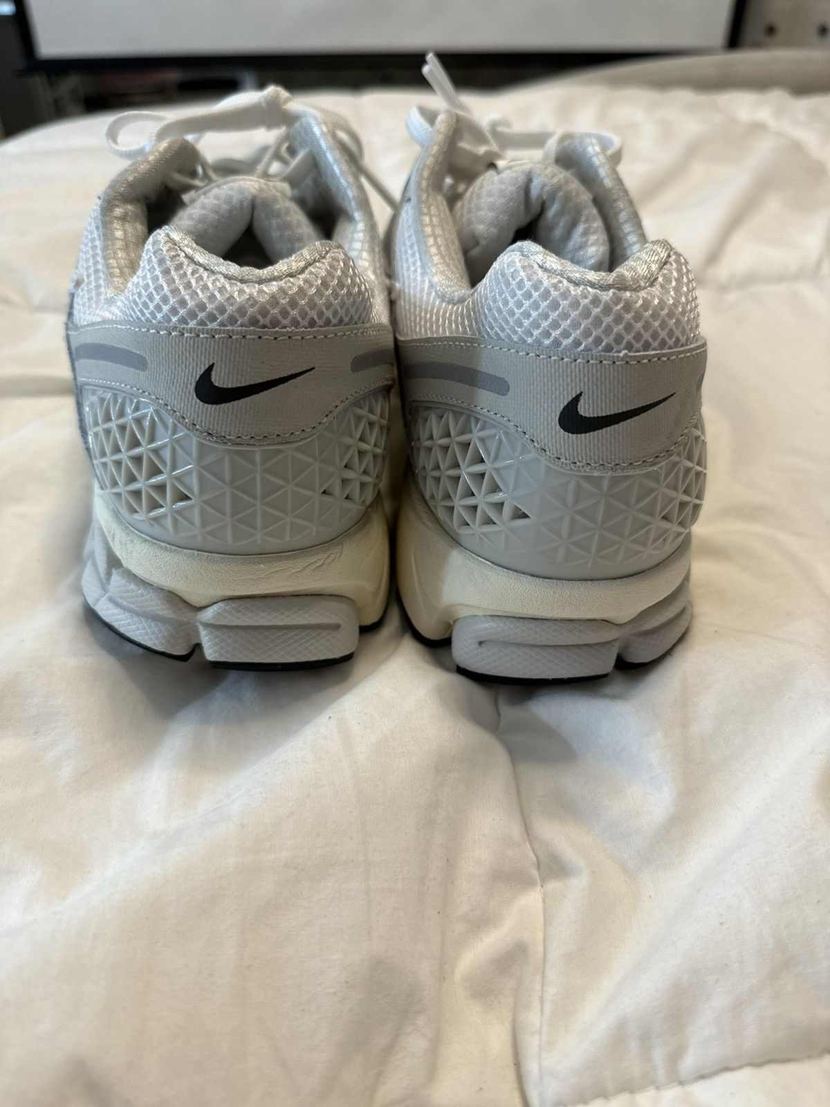 Nike Nike Vomero 5 Men’s Size 11 Size US 11 / EU 44 - 4 Thumbnail