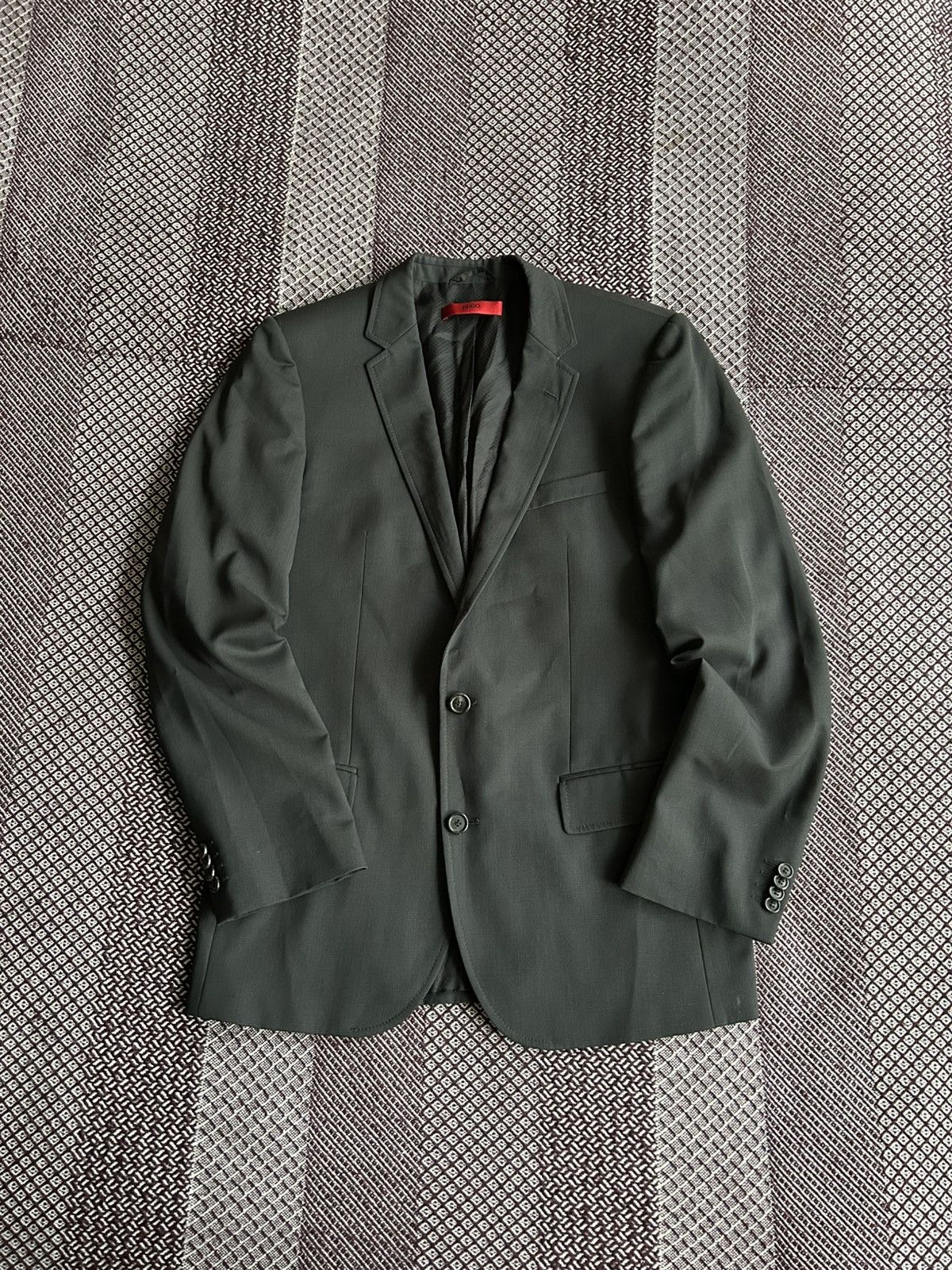 Hugo Boss Hugo Boss Virgin Wool & Polyester Solid Blazer Size 38R Mens Size 38R - 1 Thumbnail