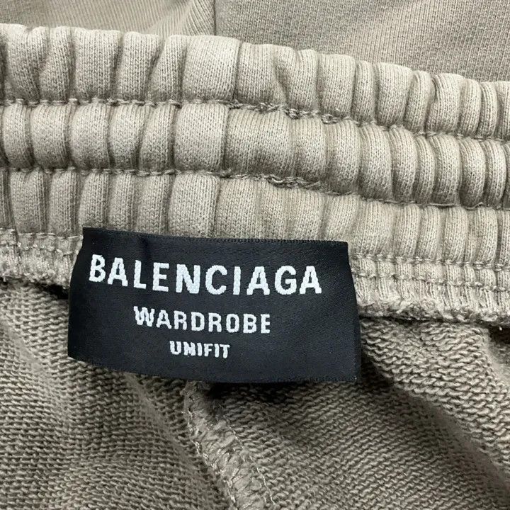 Balenciaga Balenciaga Balenciaga SS22 Logo Print Relaxed Shorts -2507 Size US 26 / EU 42 - 4 Thumbnail