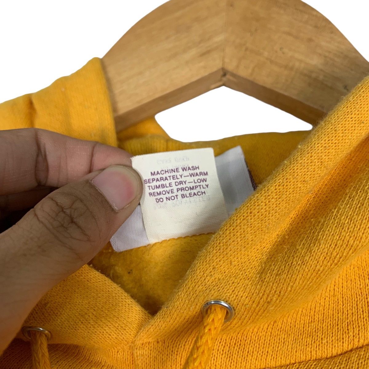 Other BASSETT-WALKER Plain Yellow Pullover Hoodies #0961-C43 Size US M / EU 48-50 / 2 - 13 Thumbnail