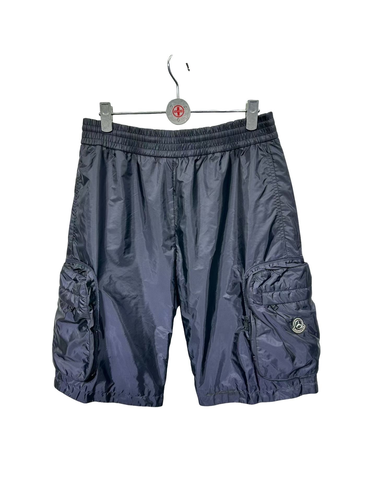 Moncler Moncler x Mercedes-Benz Multi-Pocket Cargo Shorts S Size US 30 / EU 46 - 1 Thumbnail