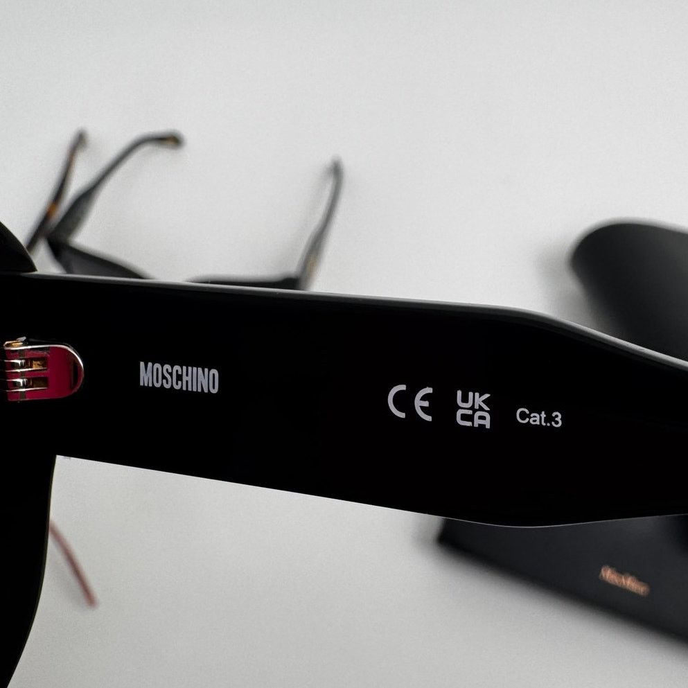 Moschino Moschino Heart Shaped Jet Black Oversized Frame Sunglasses Size ONE SIZE - 7 Thumbnail