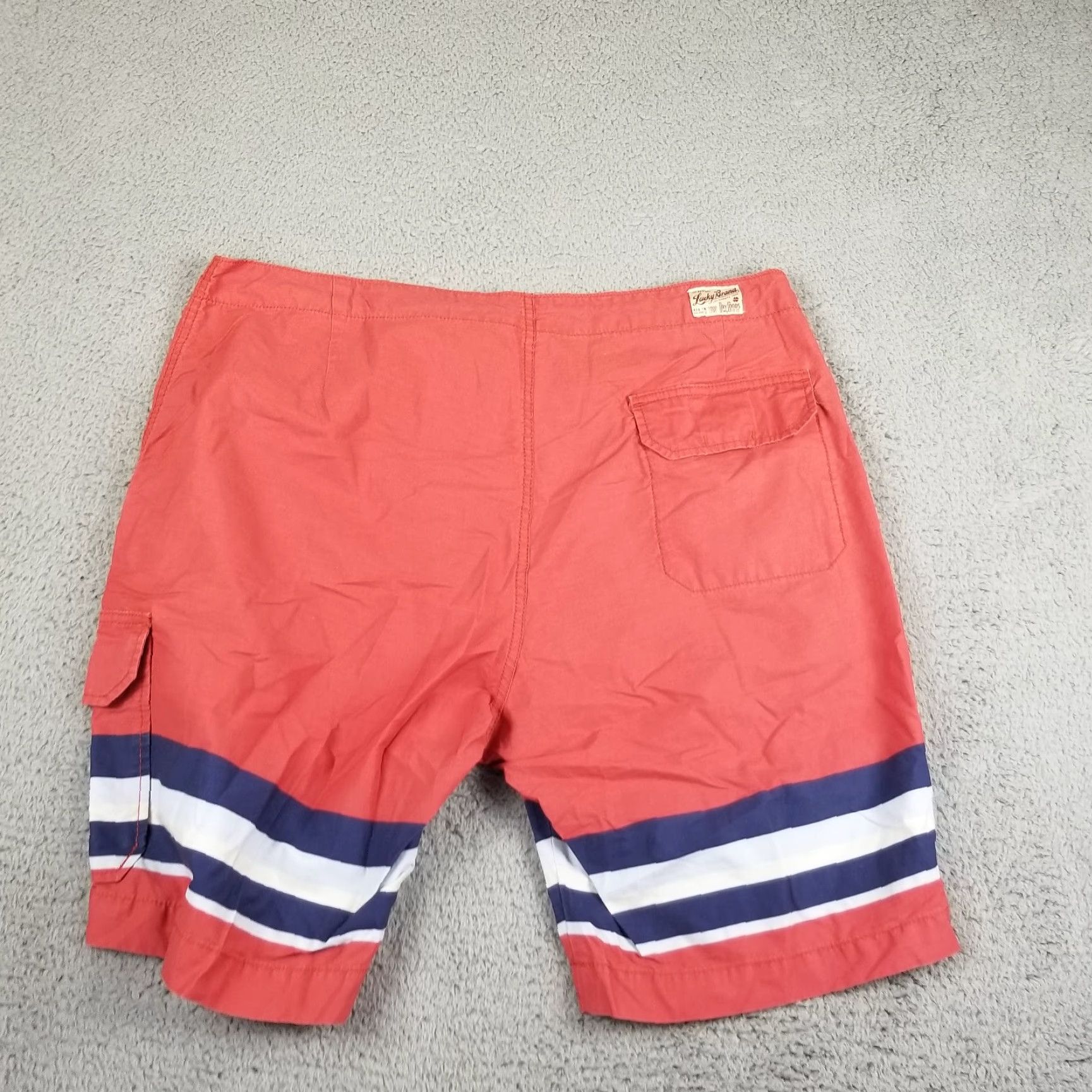 Lucky Brand VINTAGE Lucky Brand Shorts Mens 38 Cargo Summer Red Denim Cotton Flat Front Mens Size US 38 / EU 54 - 2 Thumbnail