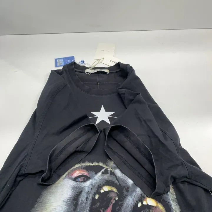 Givenchy Givenchy Givenchy Casual Stylish Tshirt with Graphic Print Size US M / EU 48-50 / 2 - 6 Thumbnail