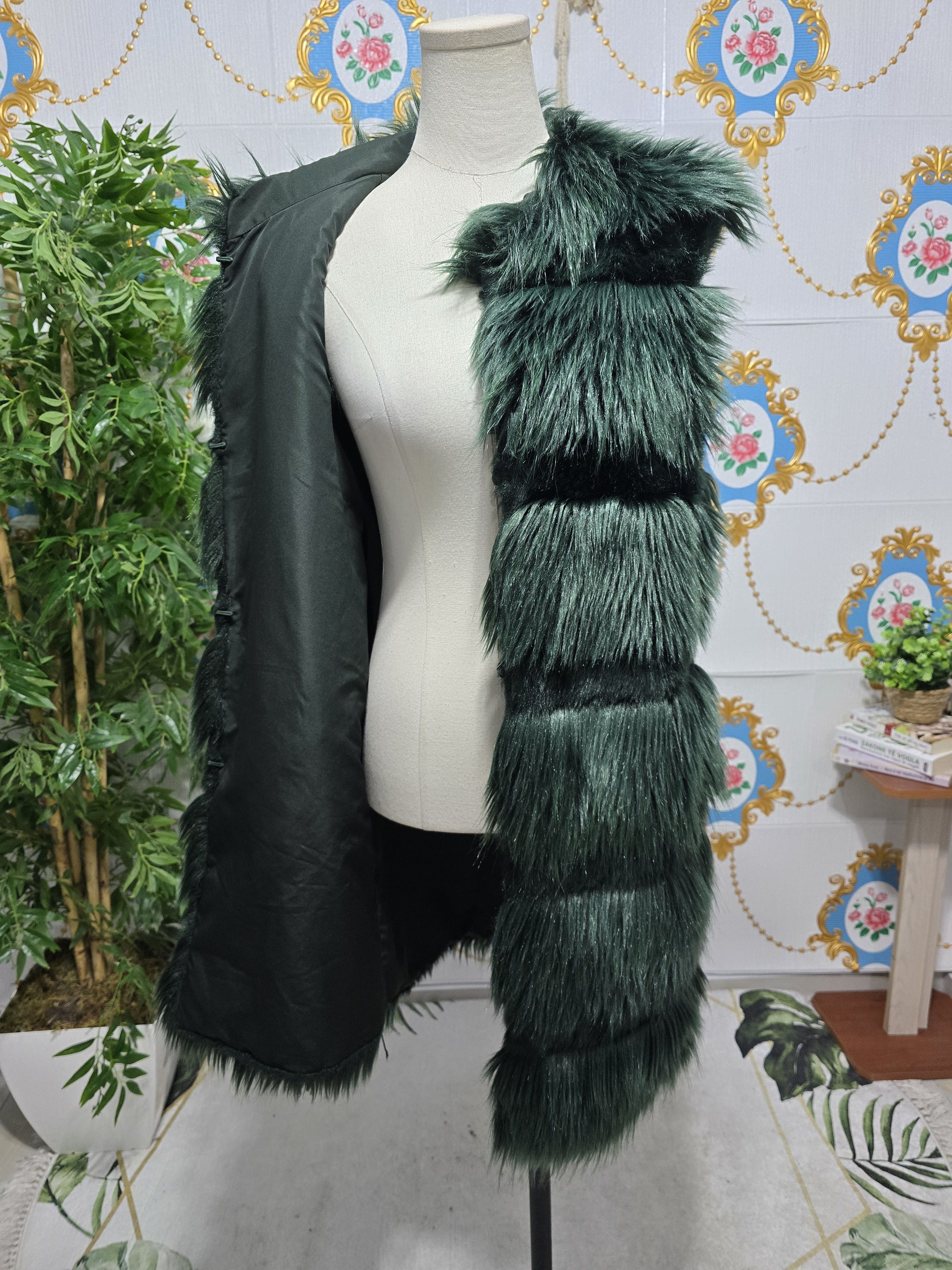 Liu Jo LIU JO beautiful green FUR for women size MEDIUM Size M / US 6-8 / IT 42-44 - 7 Thumbnail