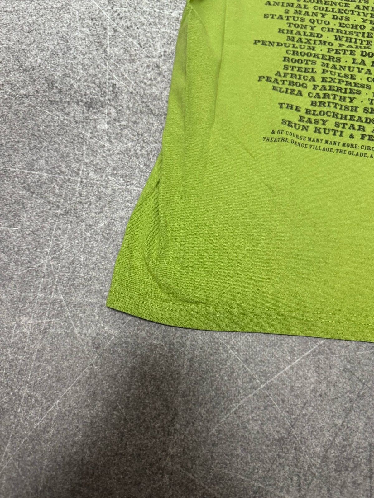 Band Tees Vintage 2009 Glastonbury Festival Shirt Rock Music Band y2k Size US M / EU 48-50 / 2 - 11 Thumbnail