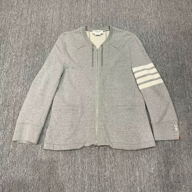 Thom Browne Thom Browne Gray 4-Stripe Zip Jacket - dmc Size US S / EU 44-46 / 1 - 1 Thumbnail