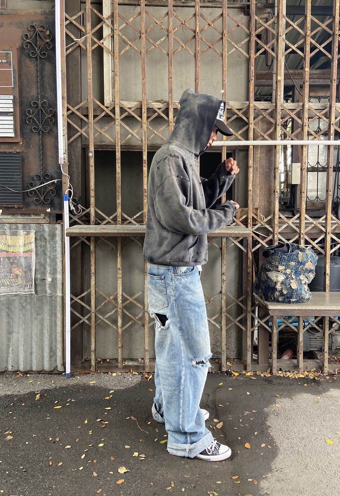 Russell Athletic Thrashed Distressed & Faded Russell Hoodie ERD Grunge Size US XL / EU 56 / 4 - 11 Thumbnail