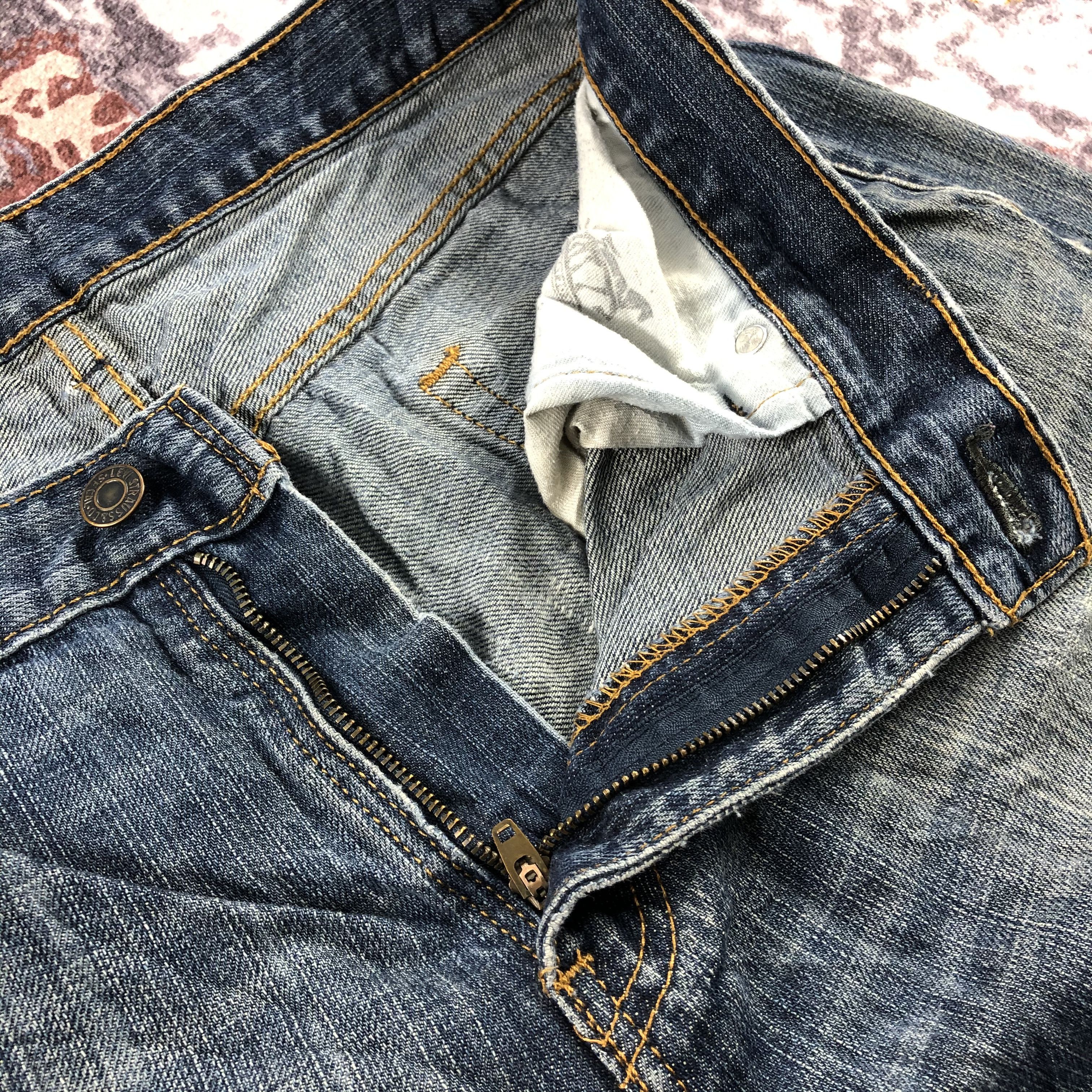 Levi's × Vintage Vintage Blue Wash Levis 559 Jeans-JM2987 Size US 33 - 10 Thumbnail