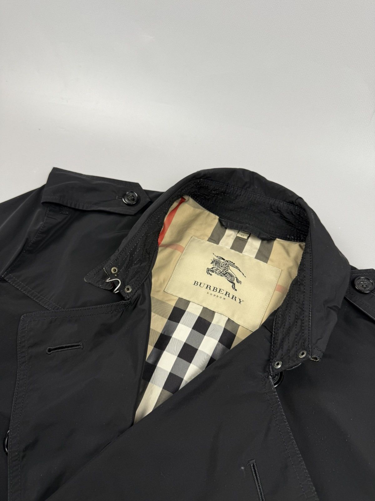 Burberry Burberry trench coat kensington iconic black model novacheck Size US L / EU 52-54 / 3 - 7 Thumbnail