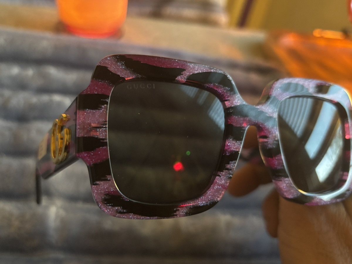 Gucci Gucci Women’s Fuchsia Leopard print Sunglasses Size ONE SIZE - 9 Thumbnail