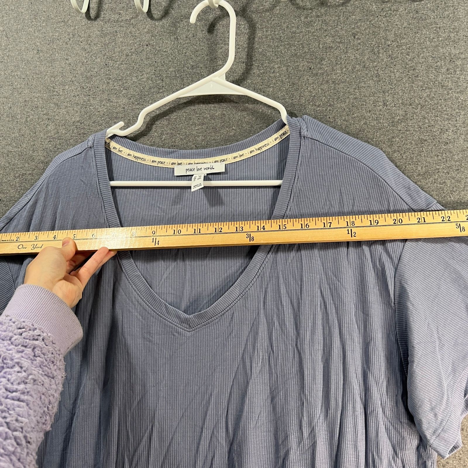 Other Peace Love World Womens Top V-Neck Tees Blue Color Size 1X Size XL / US 12-14 / IT 48-50 - 8 Thumbnail