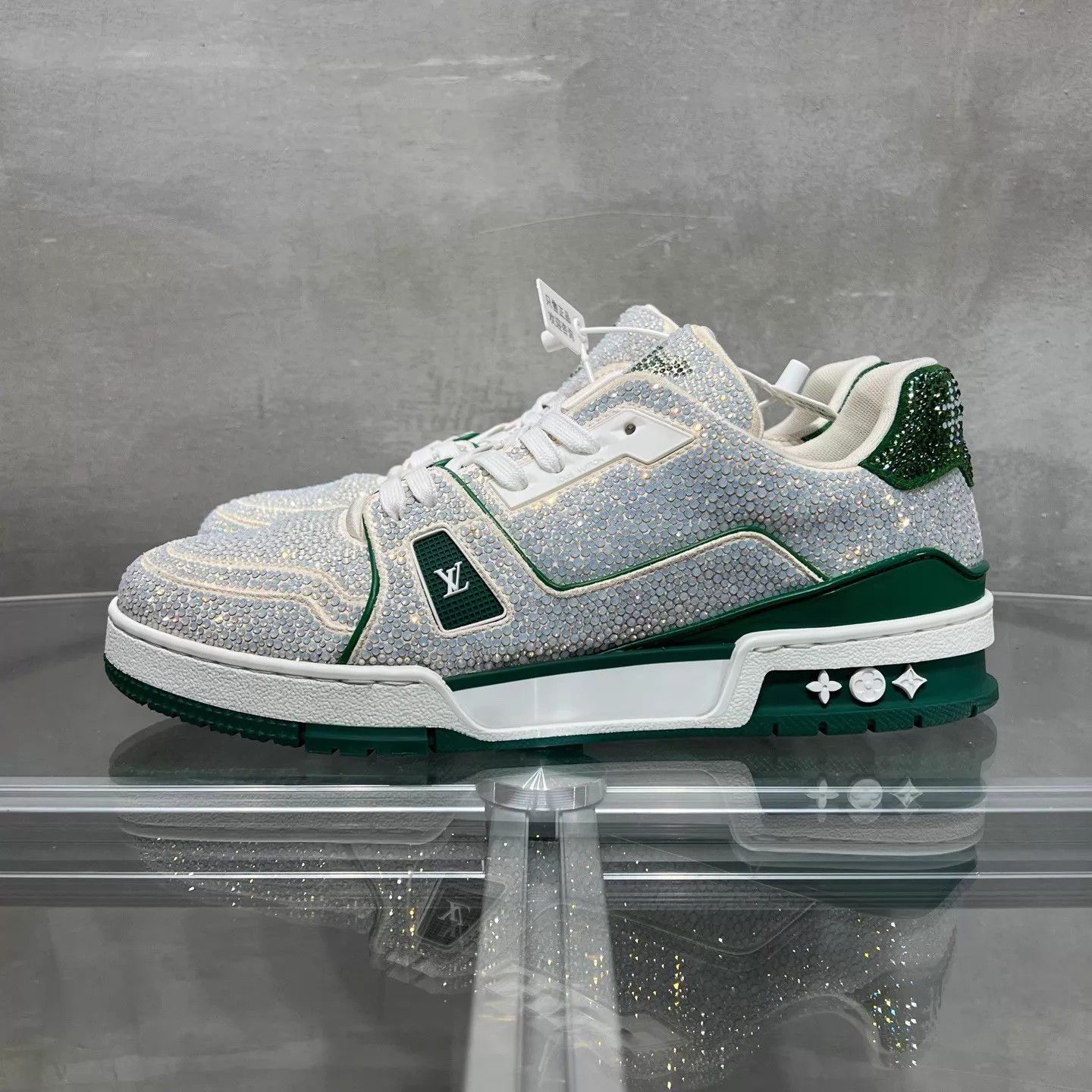 Louis Vuitton LV Trainer White Green Diamond-Embellished UK7.5/41.5 YH25837 Size US 8.5 / EU 41-42 - 3 Thumbnail