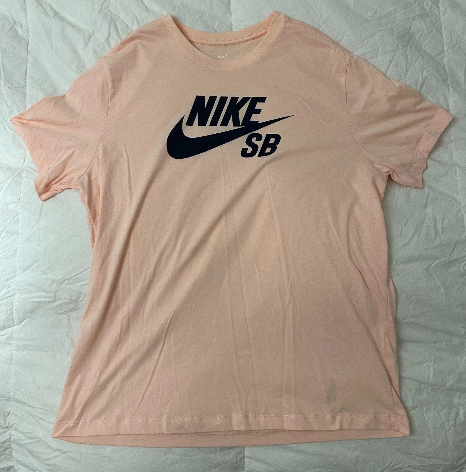 Nike NIKE SB PINK LOGO T-SHIRT SIZE XL TEE COTTON DRI FIT Size US XL / EU 56 / 4 - 1 Thumbnail