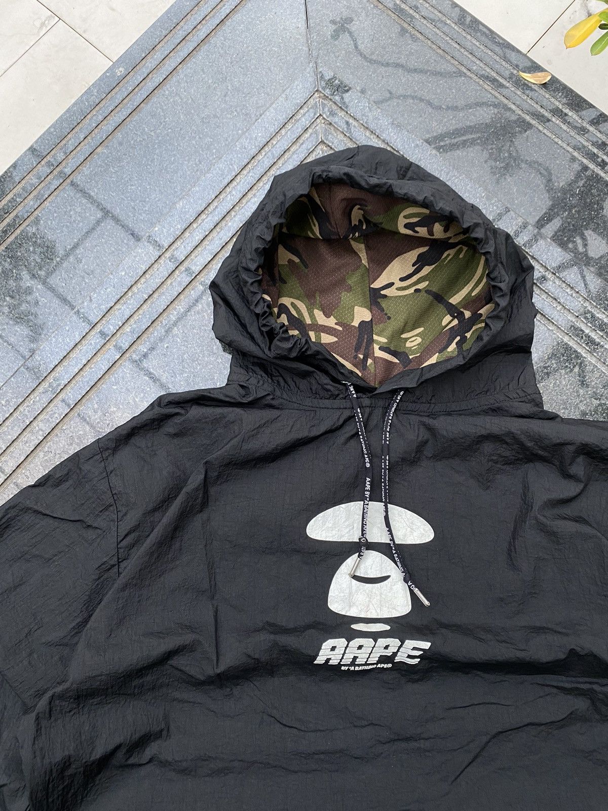 Aape AAPE RARE MULTI LOGO BIG RETRO NYLON JACKEY Size US L / EU 52-54 / 3 - 3 Thumbnail