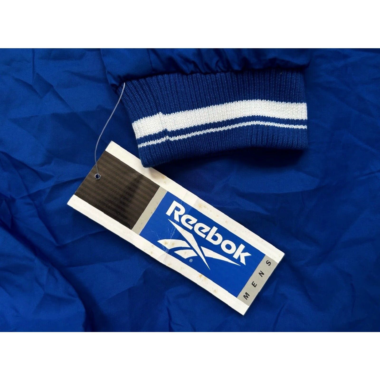 Reebok VINTAGE Reebok Windbreaker Lightweight Jacket Mens Large Blue 90s NWT Deadstock 1996 Zip Pocket Embroidered Logo Chest Size US L / EU 52-54 / 3 - 2 Thumbnail