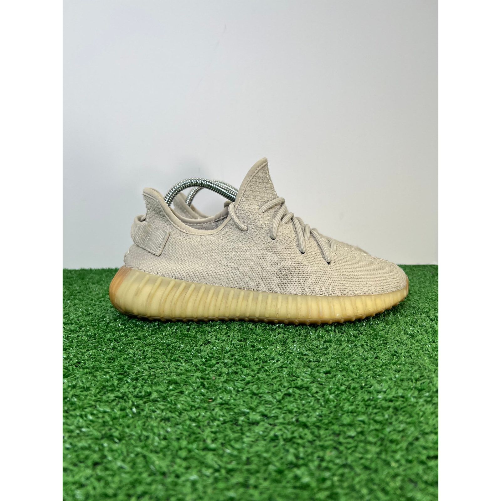 Adidas Yeezy Boost 350 V2 Sesame F99710 SZ 7 - coracentro.com.br