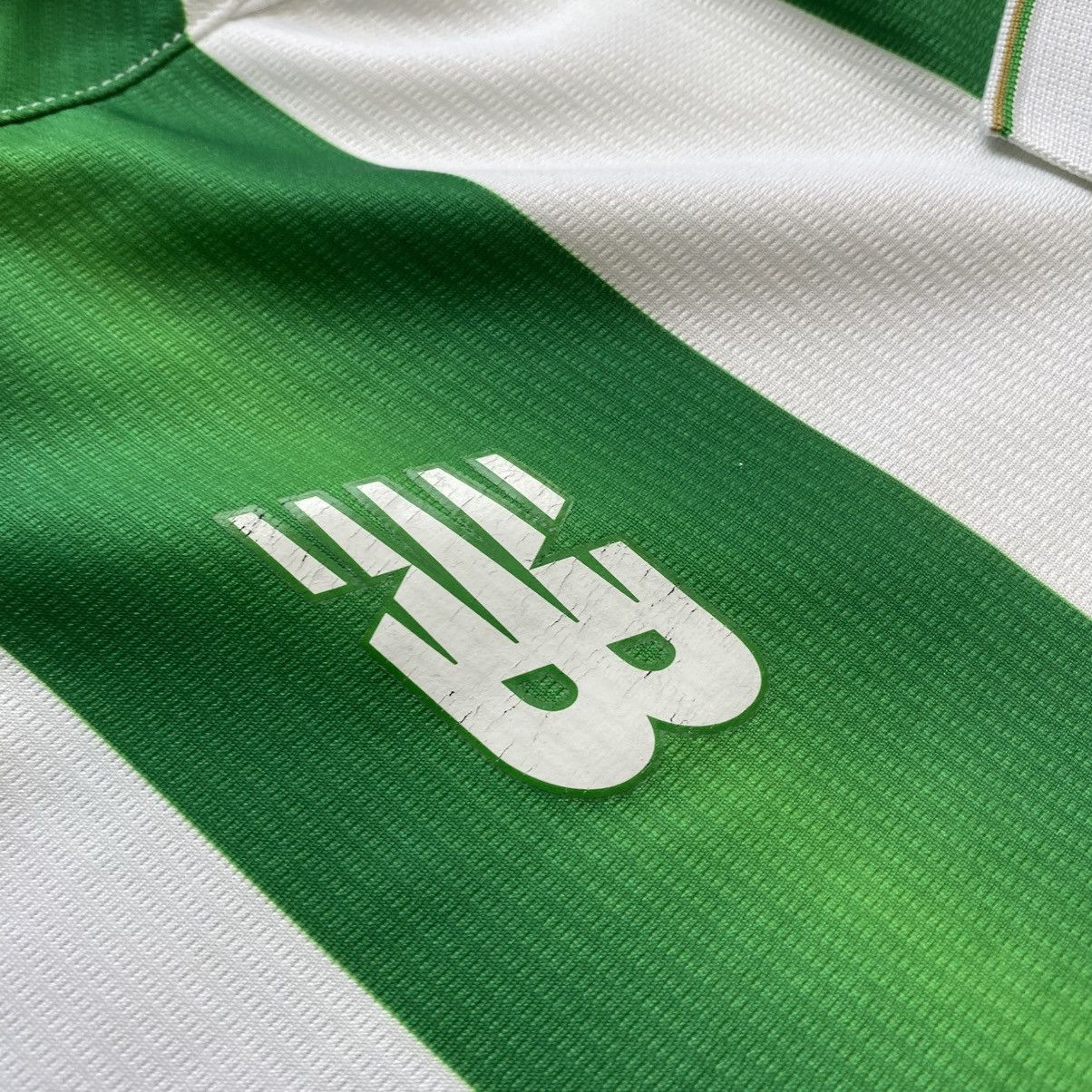 New Balance Vintage New Balance FC Celtic Home magners soccer jersey Size US M / EU 48-50 / 2 - 5 Thumbnail