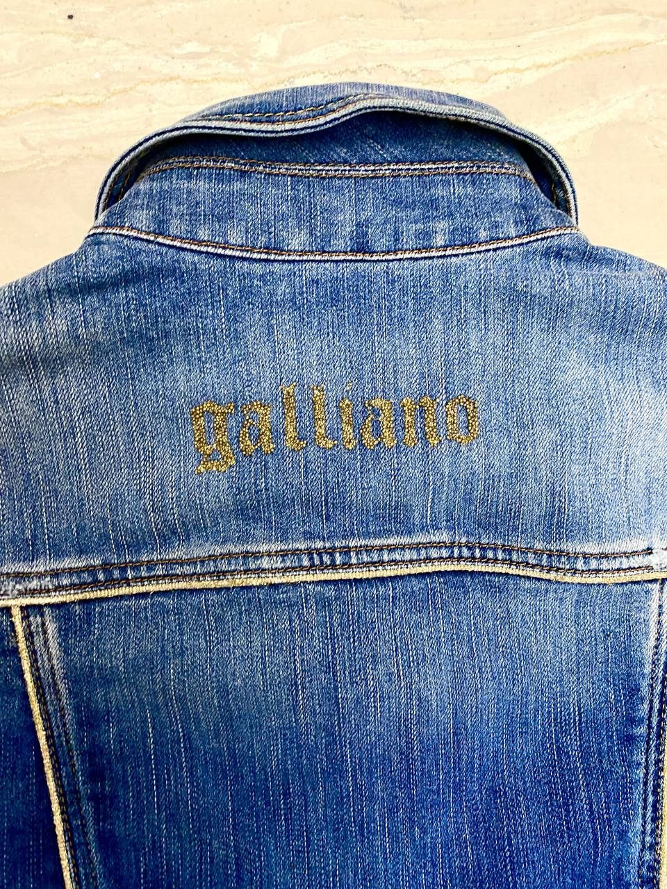John Galliano John Galliano Logo Star Wash Distressed Denim Jacket Y2K Size L / US 10 / IT 46 - 8 Thumbnail