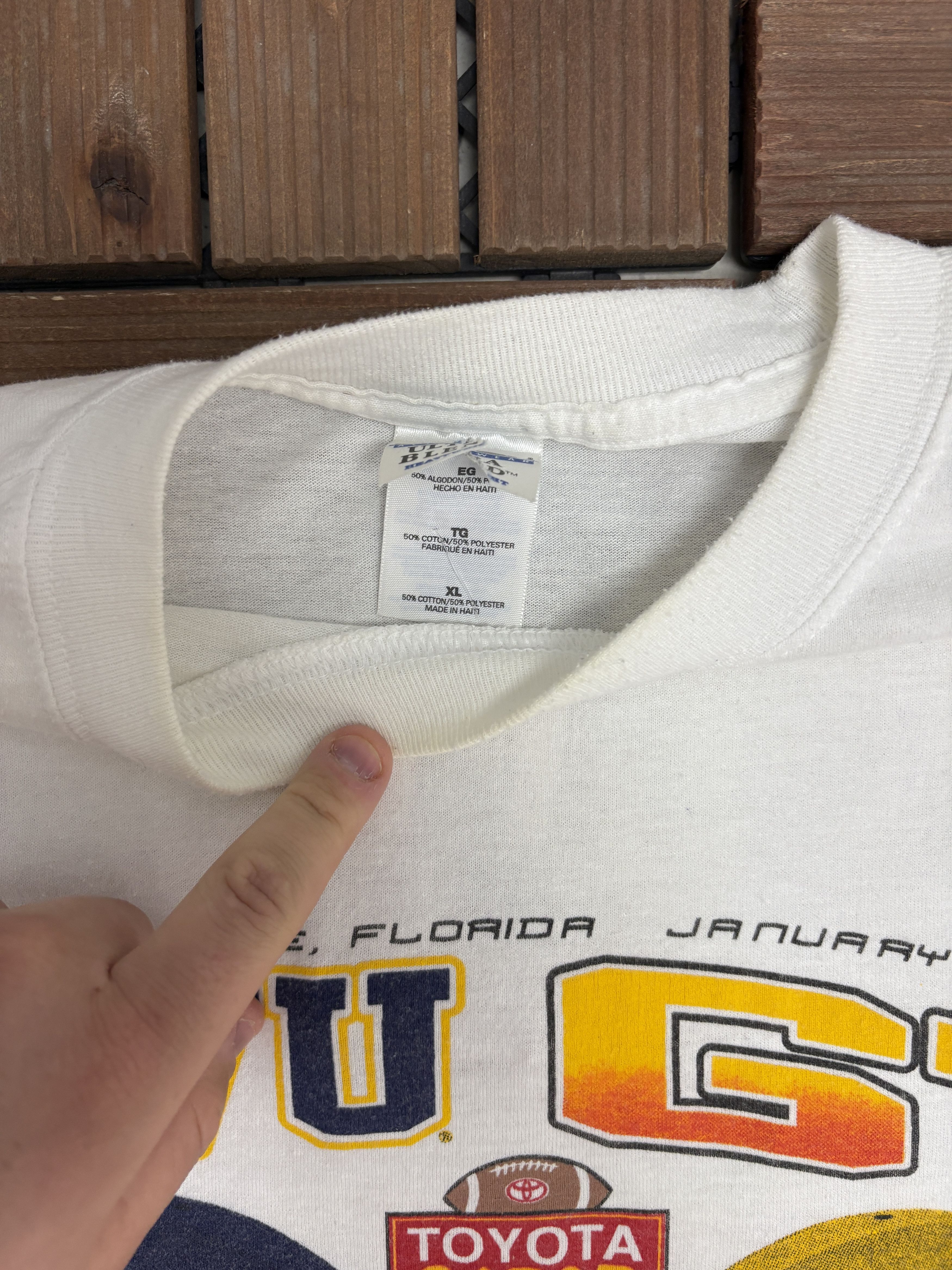 Vintage West Virginia vs. Georgia Tech Gator Bowl Vintage Tee Size US XL / EU 56 / 4 - 6 Thumbnail