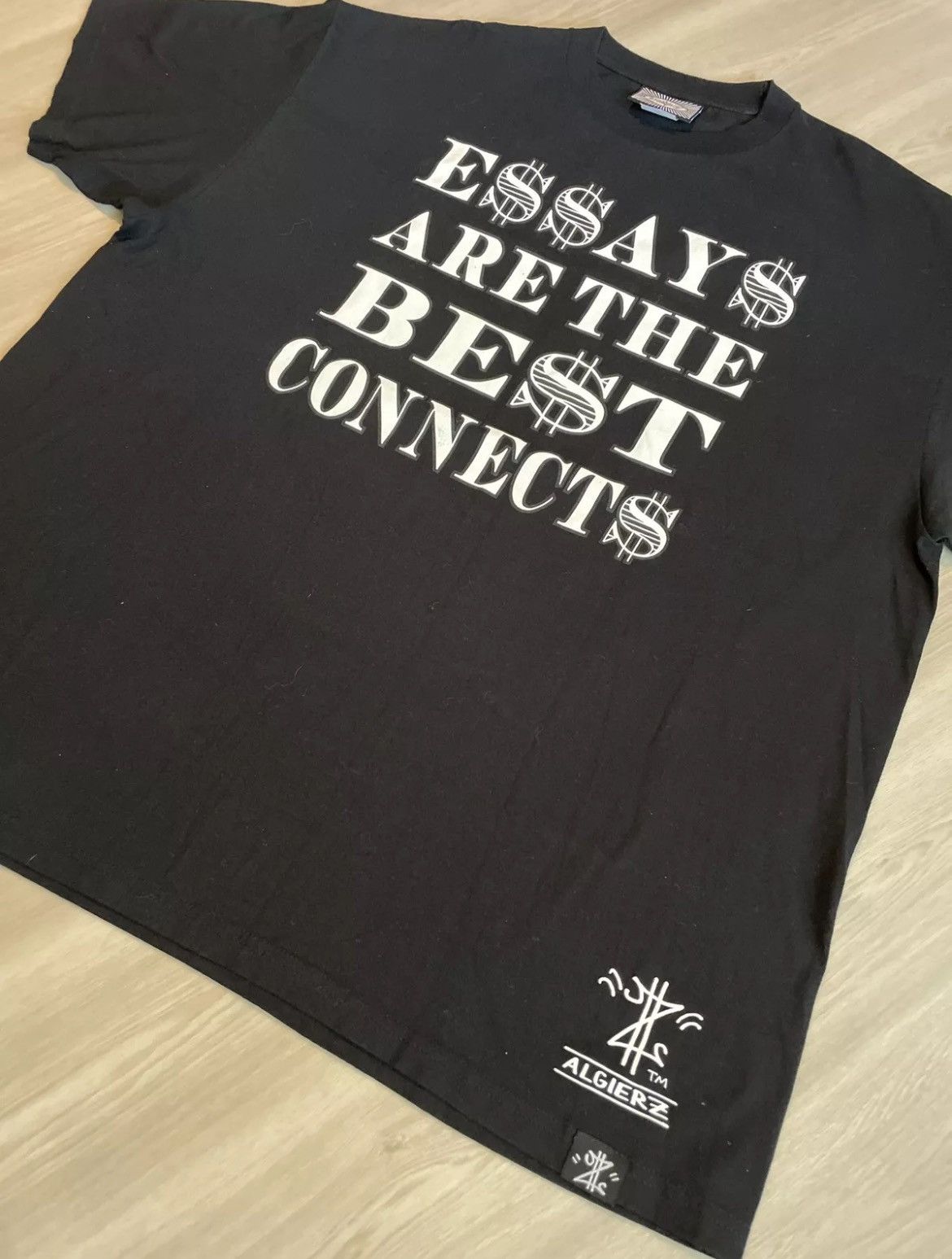 Hypebeast × Rap Tees × Vintage Vintage Algierz rap tee Essays Are The Best Connects Sz 4XL Size US XXL / EU 58 / 5 - 2 Thumbnail