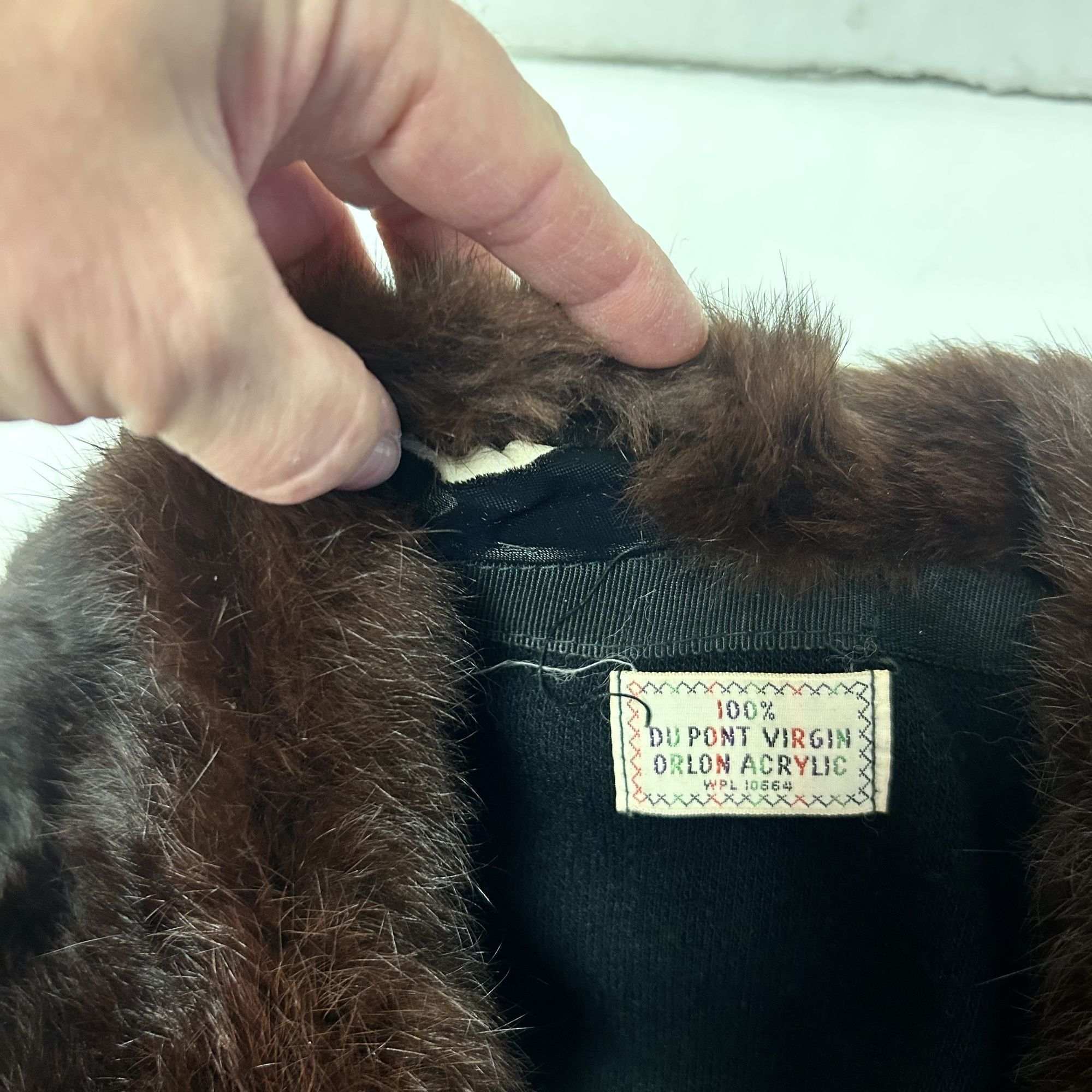 DuPont 50's Orlon Cardigan MINK FUR Collar Jeweled Clasp Sweater M Size M / US 6-8 / IT 42-44 - 7 Thumbnail