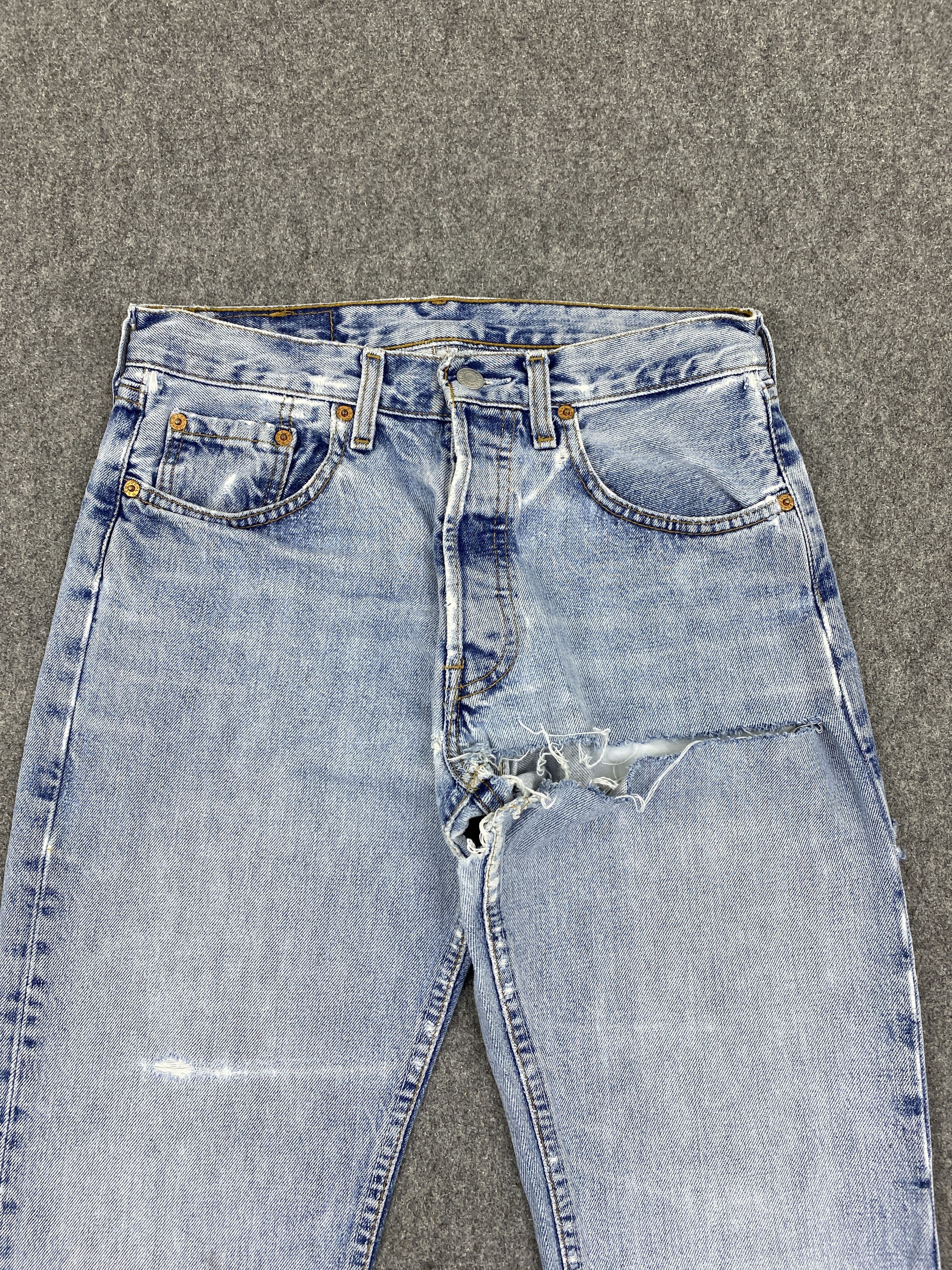 Levi's Vintage Levis 501 Distressed Jeans DP2740 Size US 29 - 3 Thumbnail