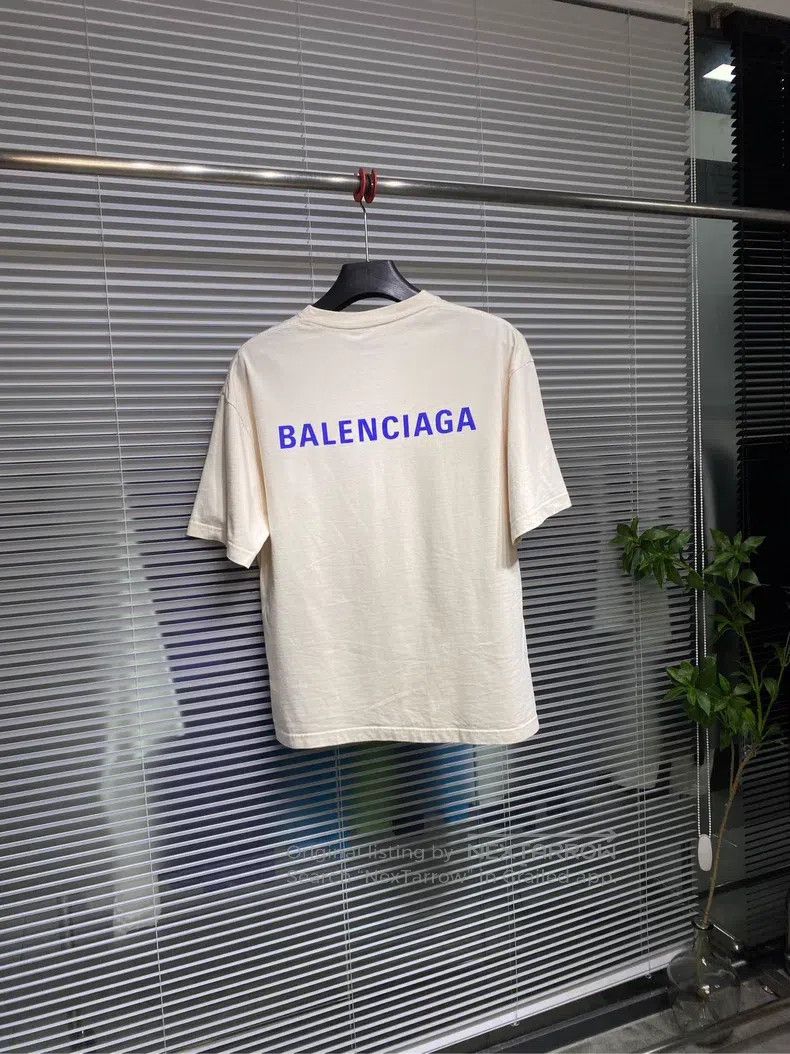 Balenciaga Balenciaga White Short Sleeve T-Shirt Loose Fit with Lette Size US S / EU 44-46 / 1 - 1 Thumbnail