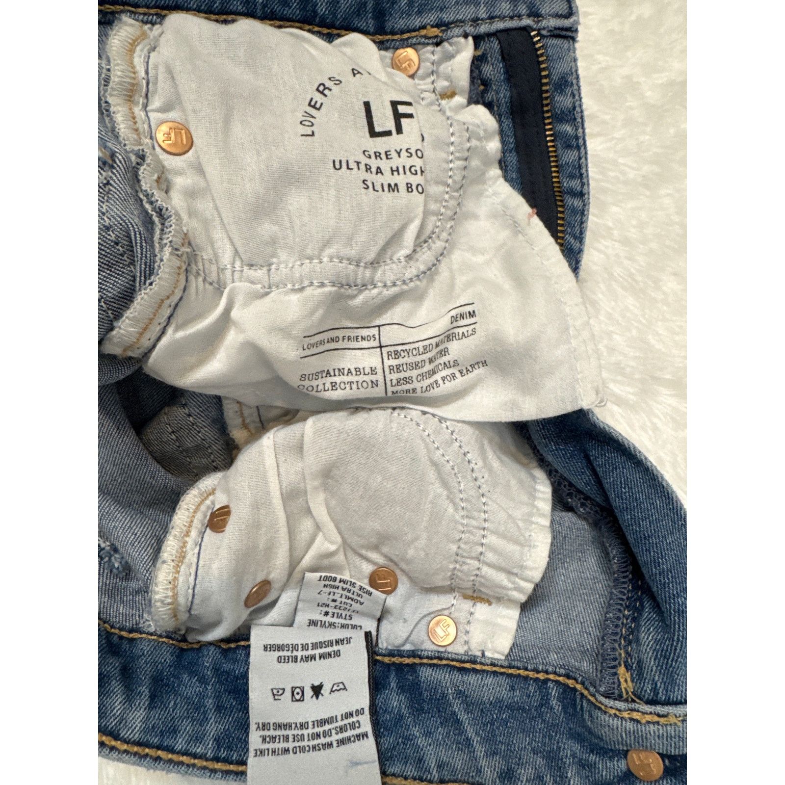 Other NWT Lovers & Friends Greyson Ultra High Rise Boot Jeans 24" Size 24" / US 00 / IT 34 - 11 Thumbnail