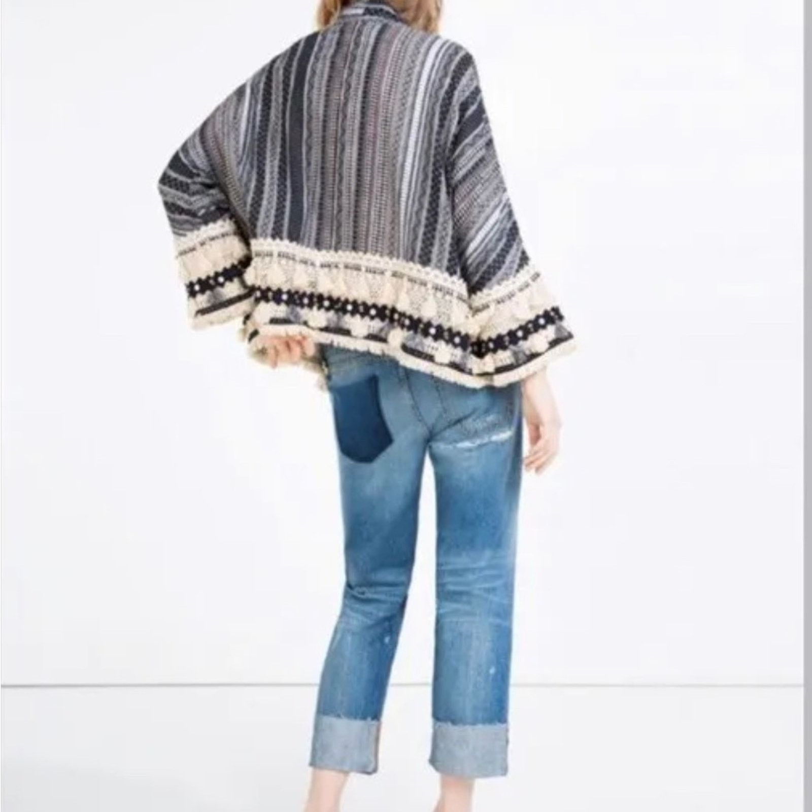 Zara ZARA Tassel Boho Trimmed Tribal Print Cardigan Poncho Size M / US 6-8 / IT 42-44 - 3 Thumbnail