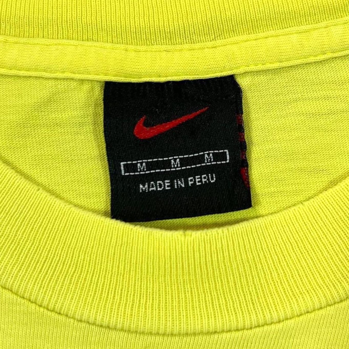 Nike VINTAGE Nike Black Label Embroidered Mini Swoosh Logo Yellow Cotton T-Shirt M Men Short Sleeve Round Neck Vintage 90s #9403 Size US M / EU 48-50 / 2 - 4 Thumbnail