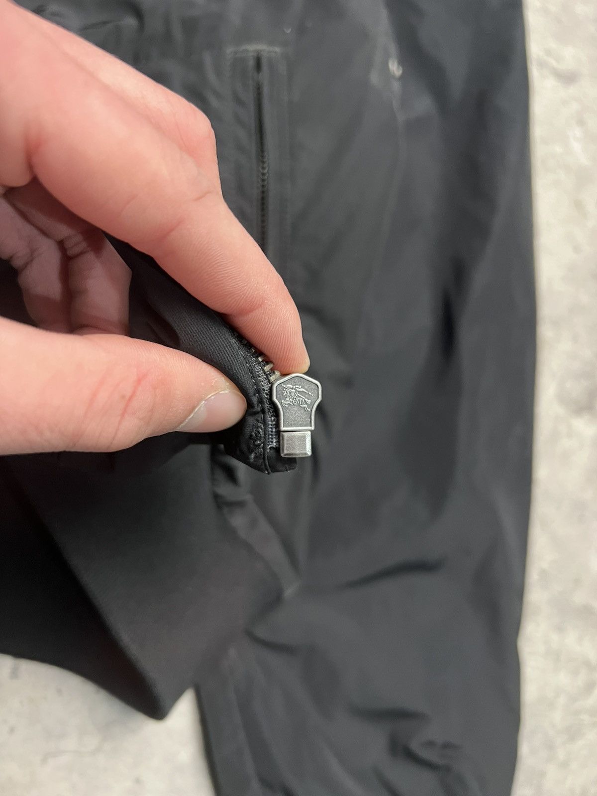 Burberry Lightweight Burberry Bomber Size US M / EU 48-50 / 2 - 8 Thumbnail