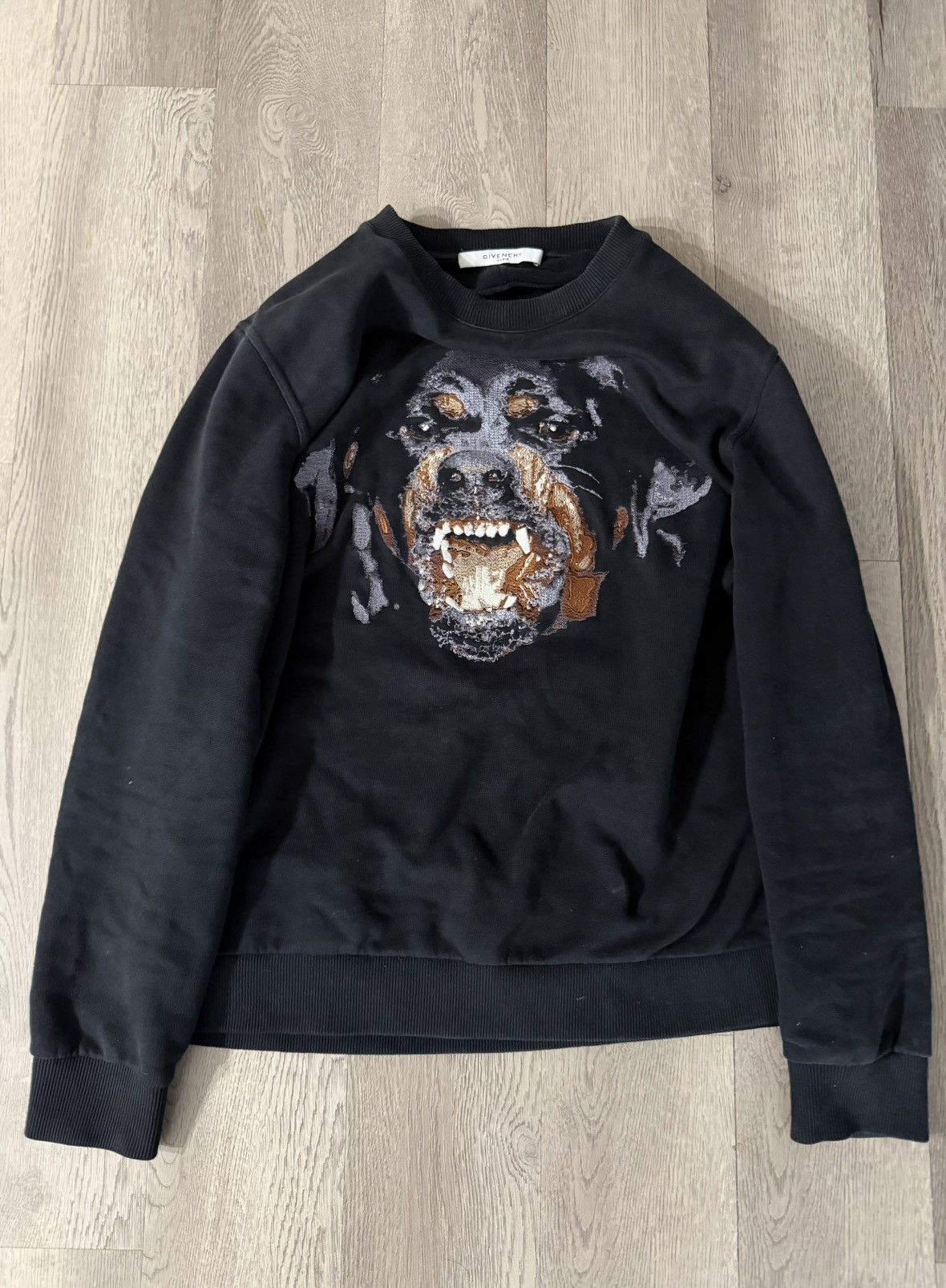 Givenchy Givenchy Rottweiler Crewneck Size US M / EU 48-50 / 2 - 1 Thumbnail