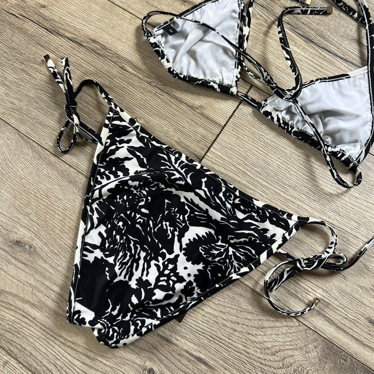 Gucci Gucci Two-pieces swimsuit Bikini Black White Abstract Size S / US 4 / IT 40 - 10 Thumbnail