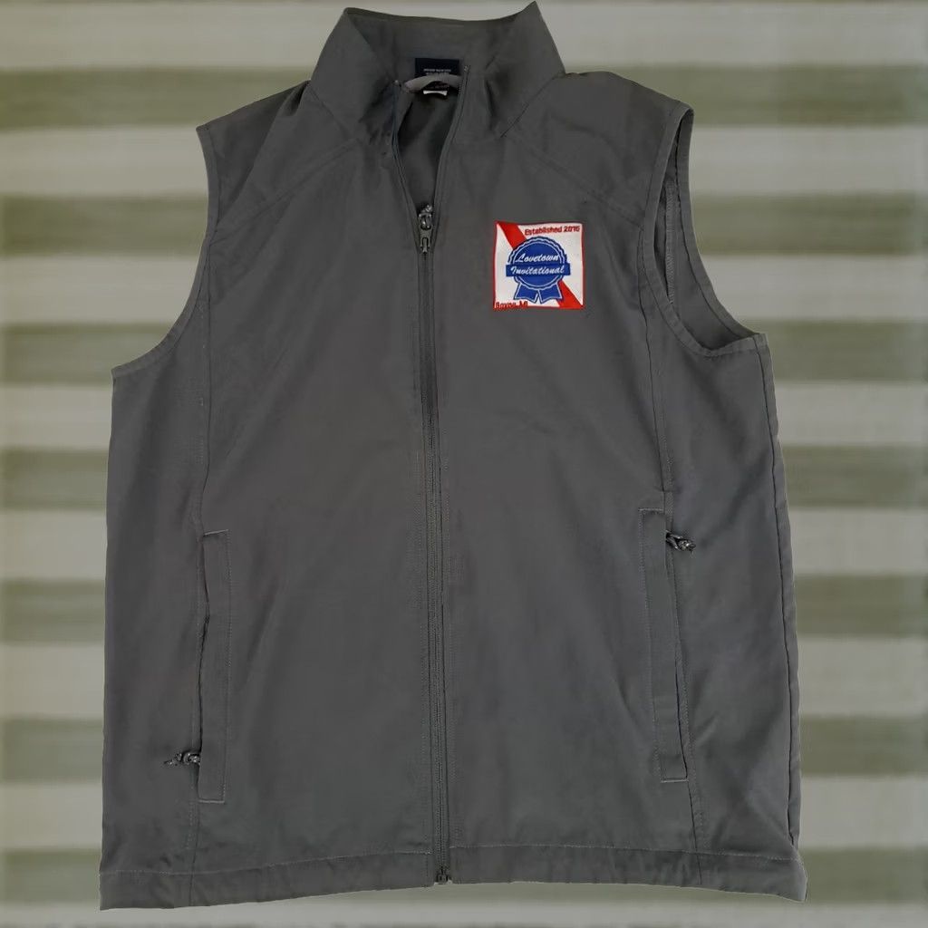 Vintage VINTAGE Golf Vest Unisex Adults Medium Gray Charles River Apparel Lightweight 25in long 21in pit to pit Boyne Mi. Lovetown Invitational Size US M / EU 48-50 / 2 - 1 Thumbnail
