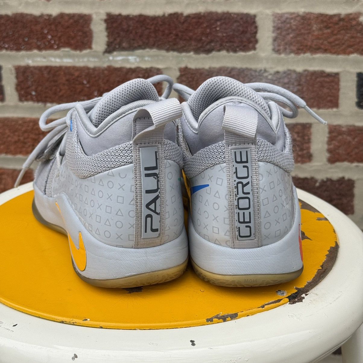 Nike × Playstation × Vintage Nike PG 2.5 x PlayStation Grey Sneakers Size 6Y Size US 6 / EU 39 - 22 Thumbnail