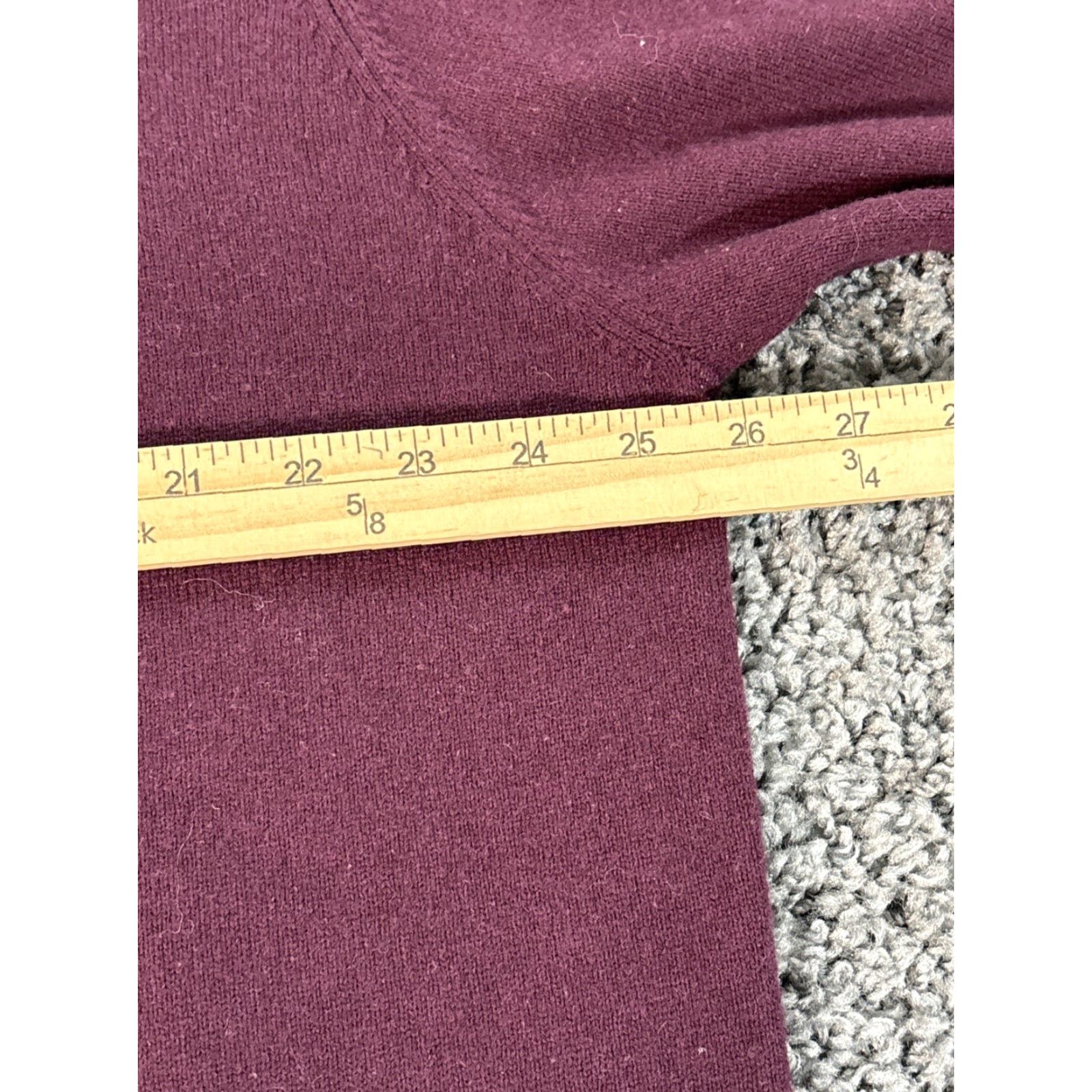 Lands' End VINTAGE Lands’ End Men’s Sweater Card Cashmere V-Neck Pullover XL Regular Red Knit Long Sleeve Mens Fall Winter Size XL Size US XL / EU 56 / 4 - 3 Thumbnail