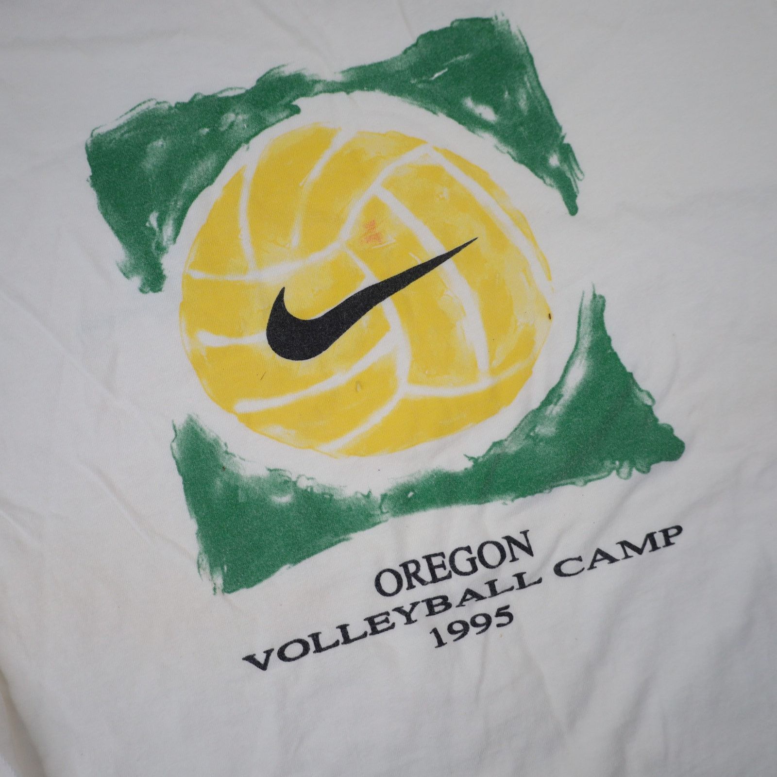 Nike × Vintage Vintage 1995 Nike Oregon Volleyball Camp Graphic T Shirt Size US L / EU 52-54 / 3 - 12 Thumbnail