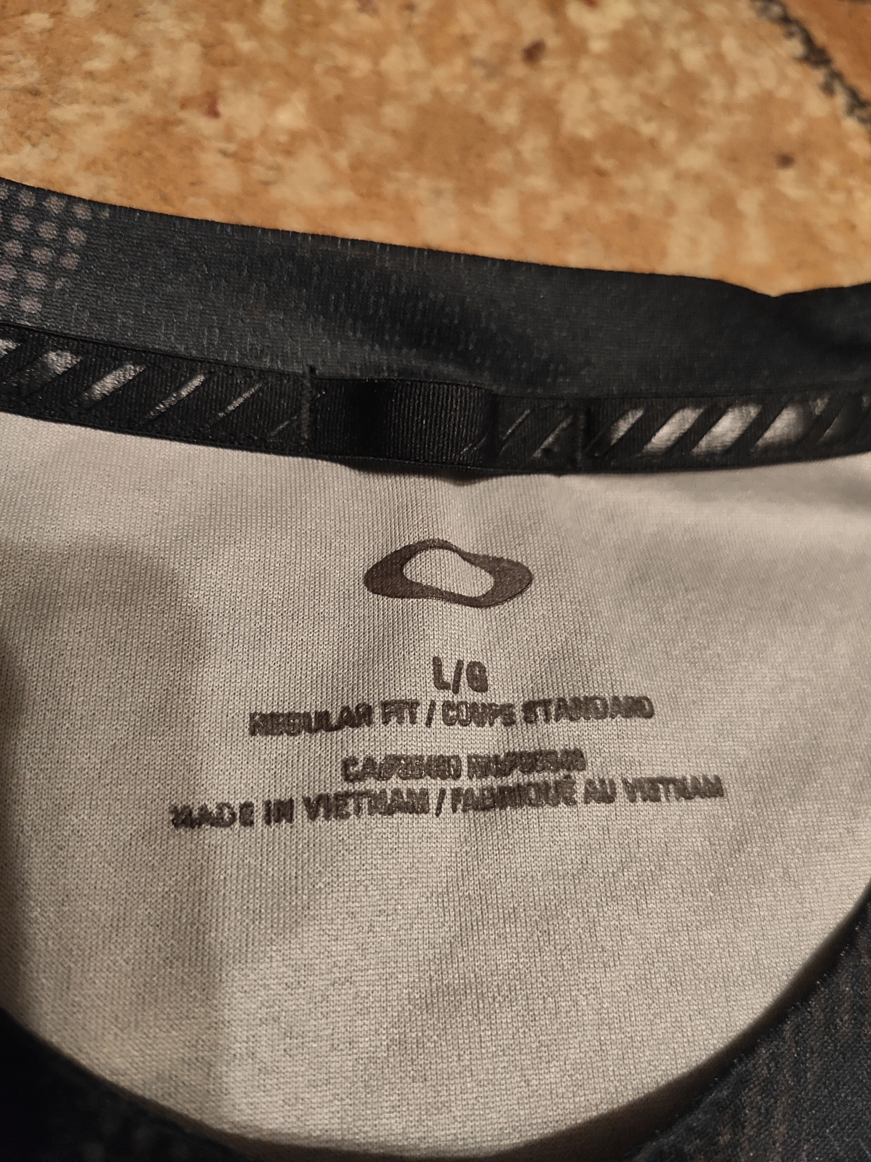 Japanese Brand × Oakley × Vintage Oakley vintage sports t-shirt tee camo digital black M L Size US M / EU 48-50 / 2 - 3 Thumbnail