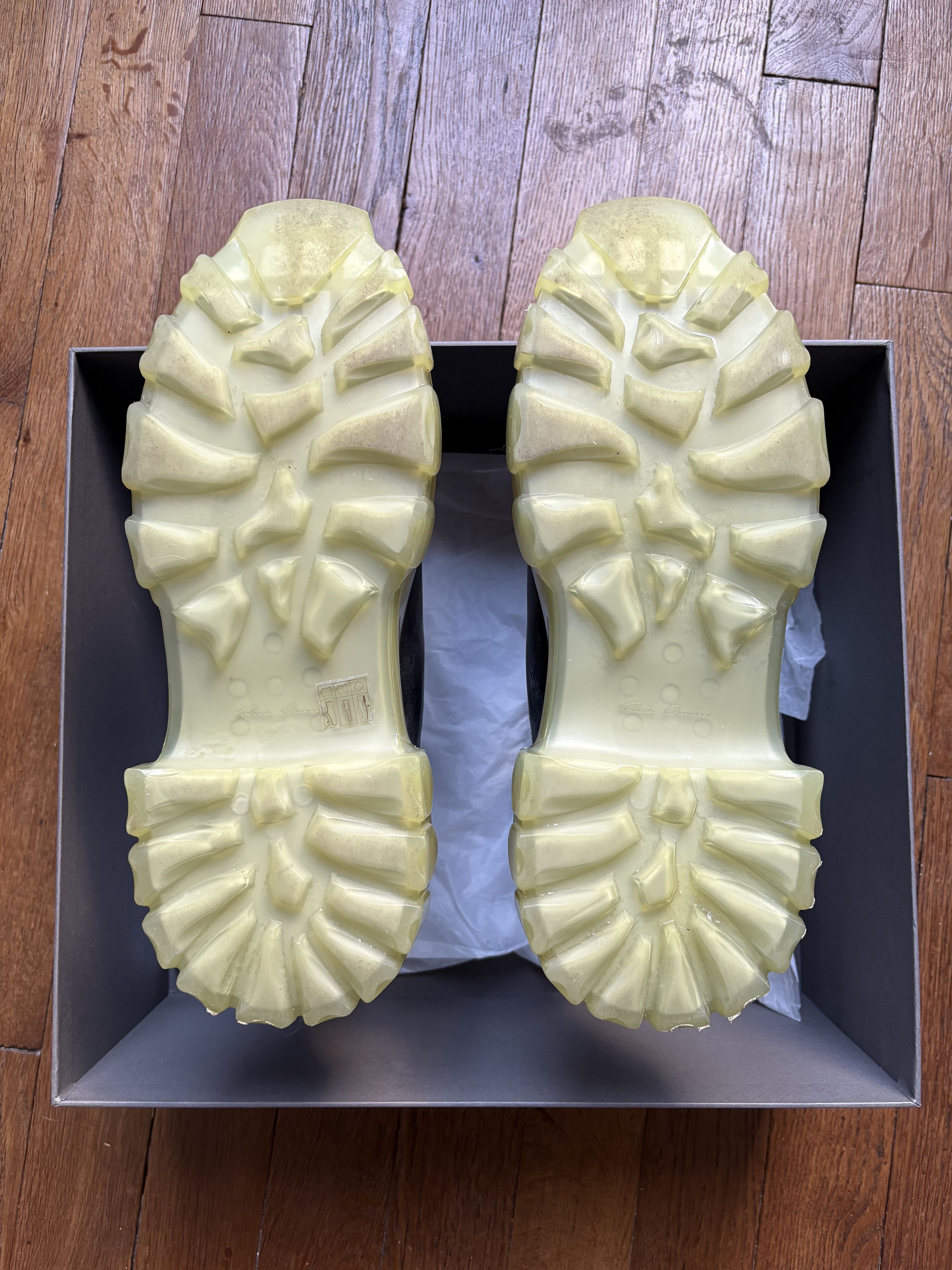 Rick Owens Rick Owens LARRY FW19 Tractor Beetle Black/Clear sole Size US 9.5 / EU 42-43 - 8 Thumbnail