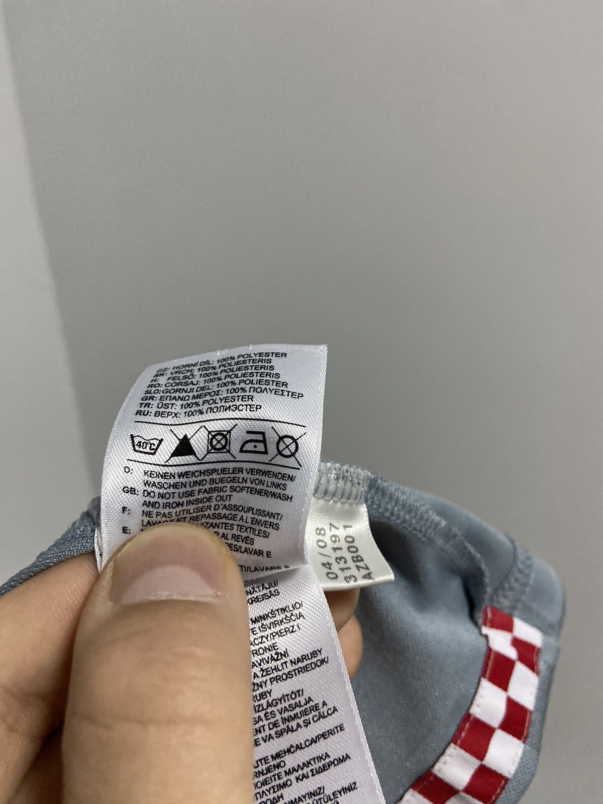 Adidas × Vintage Liverpool adidas soccer jersey vintage big logo carlsberg Size US L / EU 52-54 / 3 - 8 Thumbnail