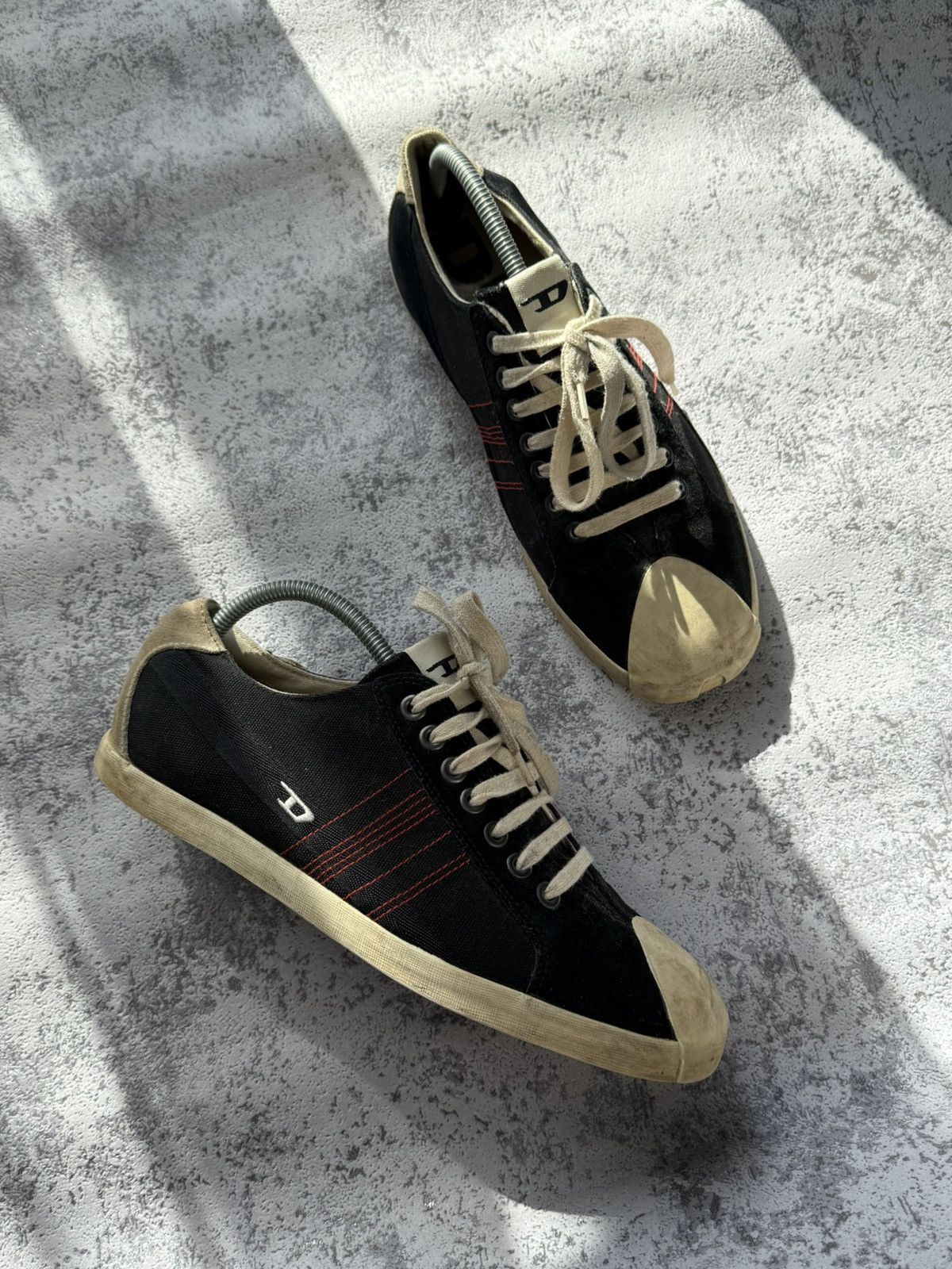 Diesel Vintage Diesel Canvas Rare Sneakers Shoes Size US 9 / EU 42 - 1 Thumbnail