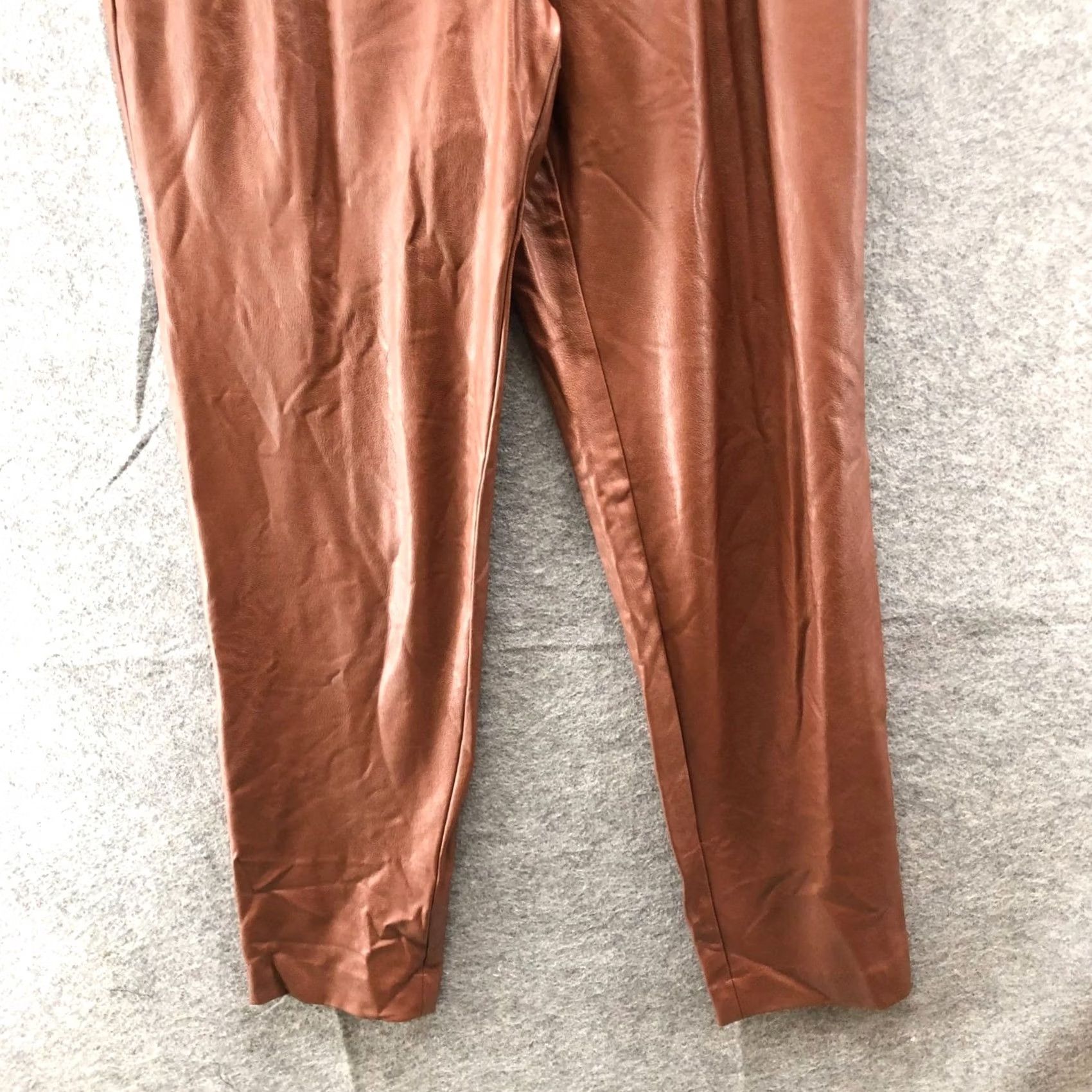 Express Express Faux Leather Tapered Leg Pants Womens 4L Long Brown High Waisted Pleated Tapered Leg Pants Size 27" / US 4 / IT 40 - 4 Thumbnail