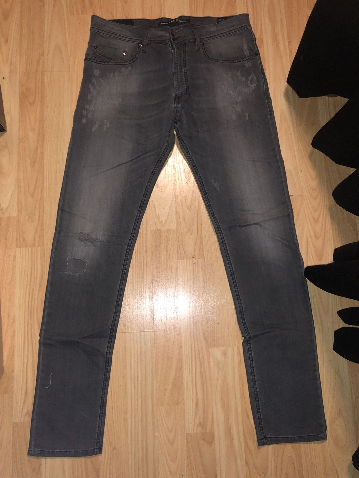 Diesel Diesel D.N.A Tepphar Slim Carrot Jeans - Size 32 Size US 30 / EU 46 - 1 Thumbnail